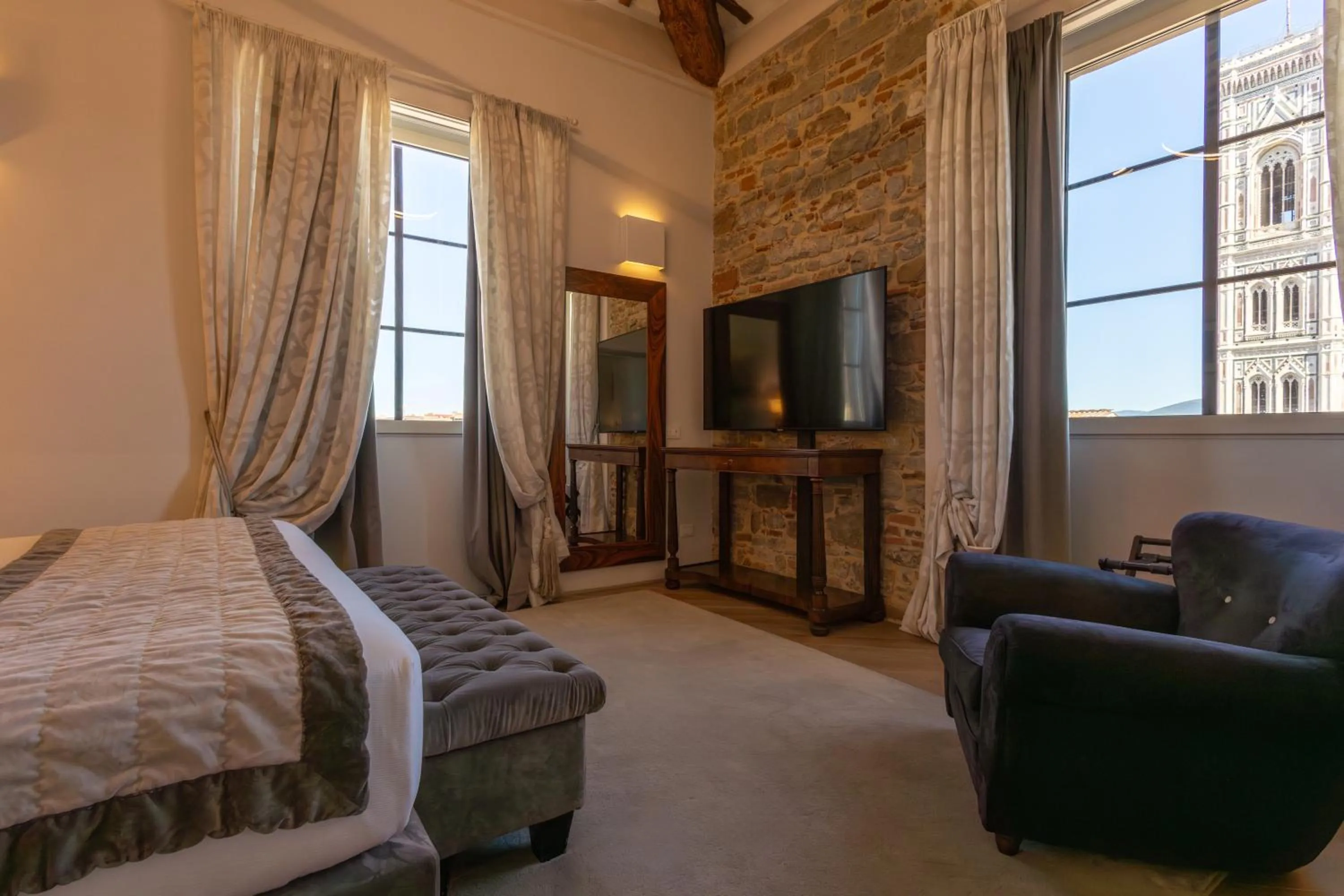 View (from property/room), Bed in Donati Luxury Tower Suites