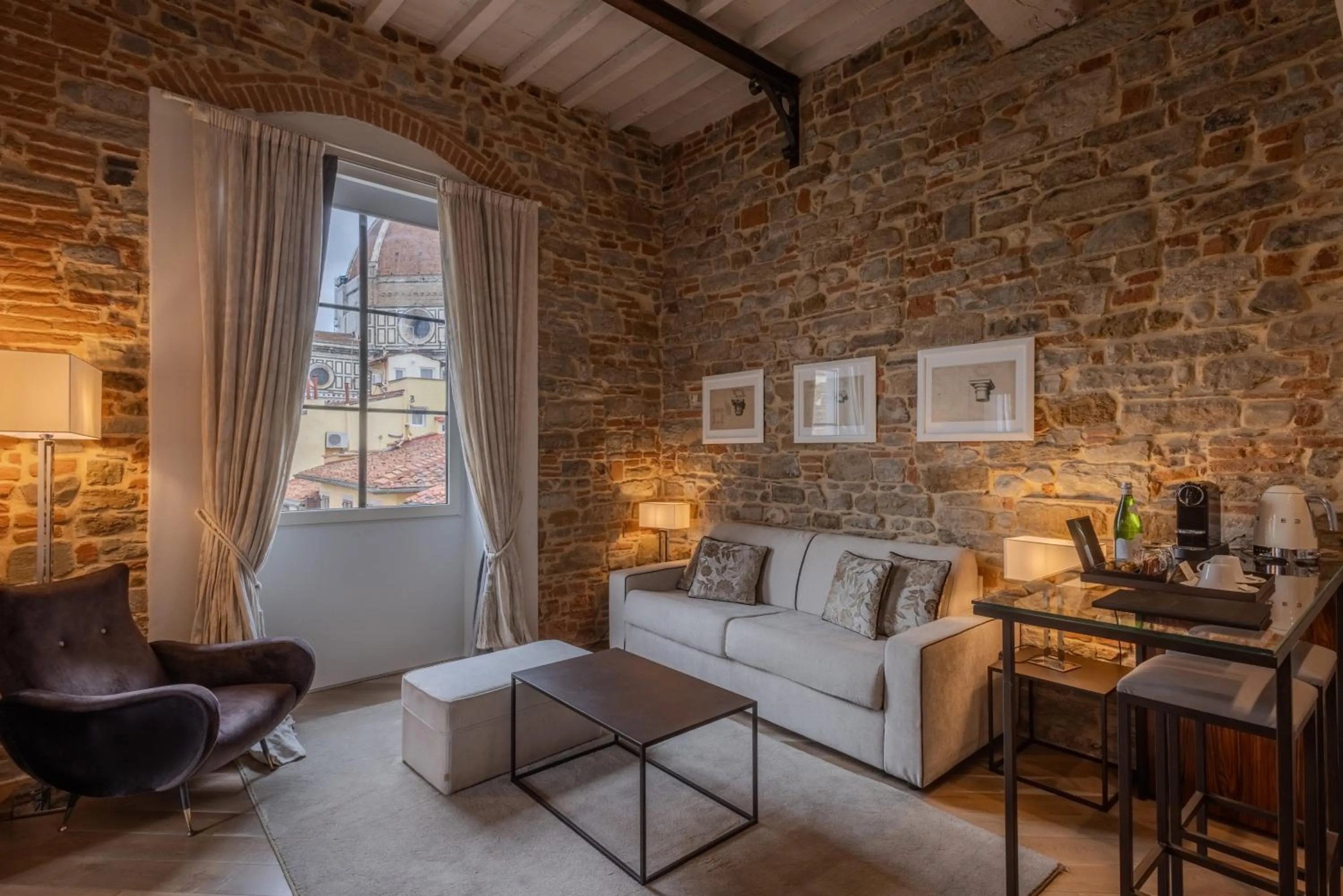 Seating area in Donati Luxury Tower Suites