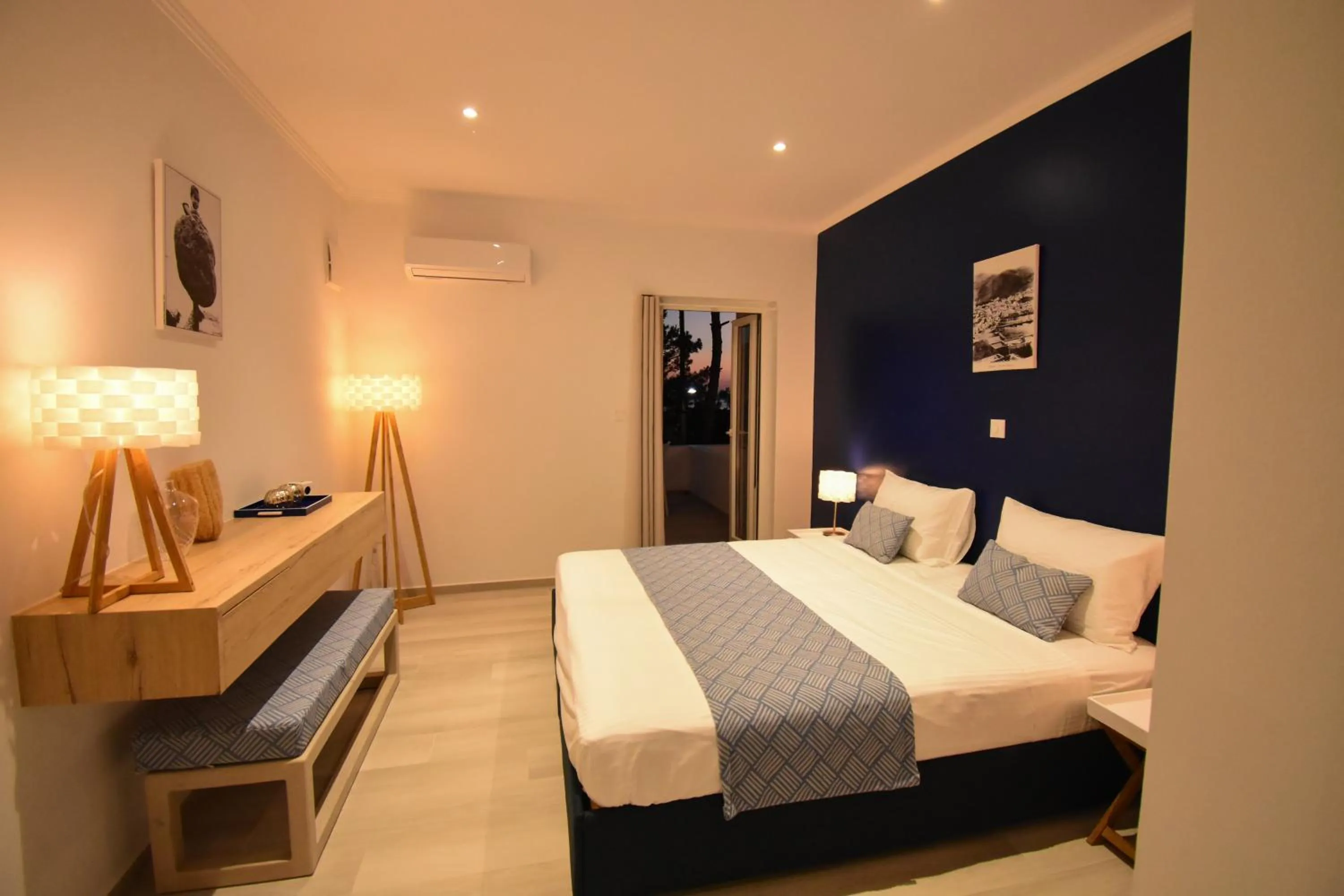 Bedroom, Bed in Aphrodite Studios