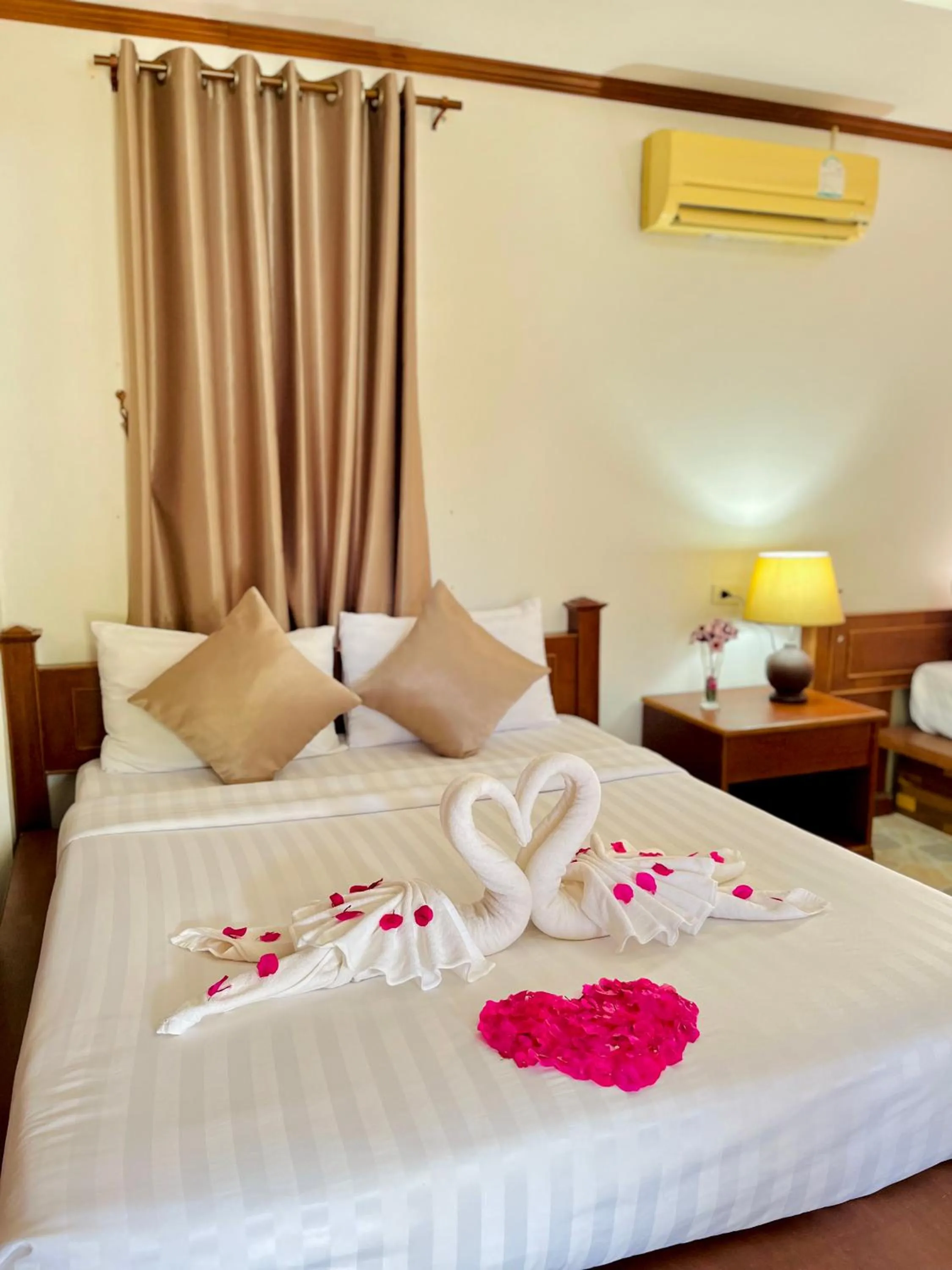 Bed in Lanta Nature House