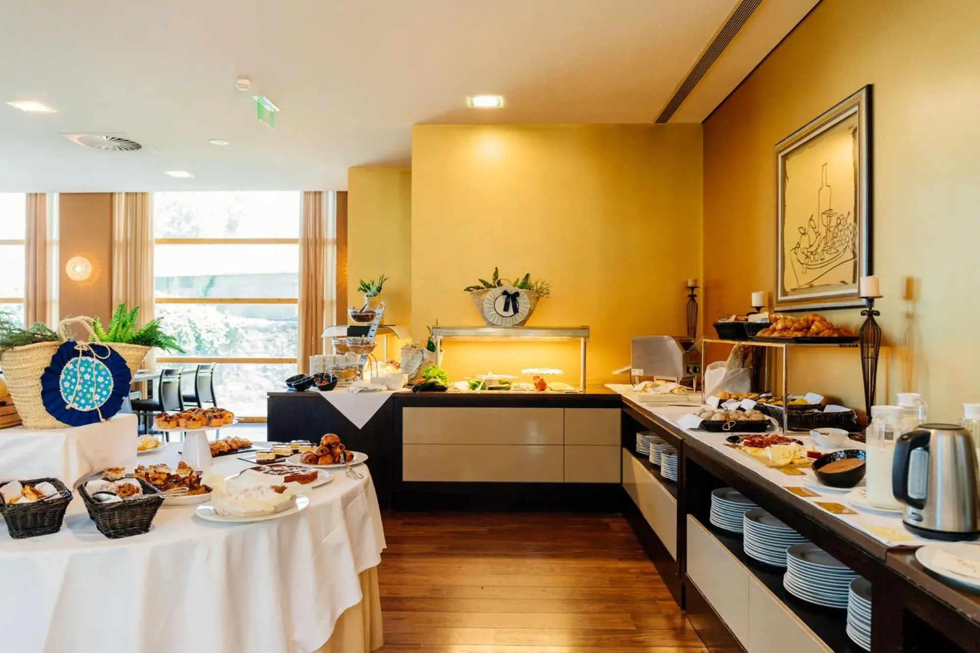 Restaurant/places to eat in Axis Porto Business & Spa Hotel Restaurant/places to eat in Axis Porto Business & Spa Hotel