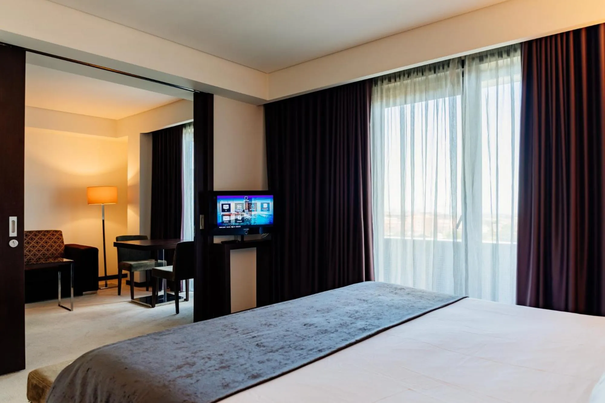 Bedroom, Bed in Axis Porto Business & Spa Hotel