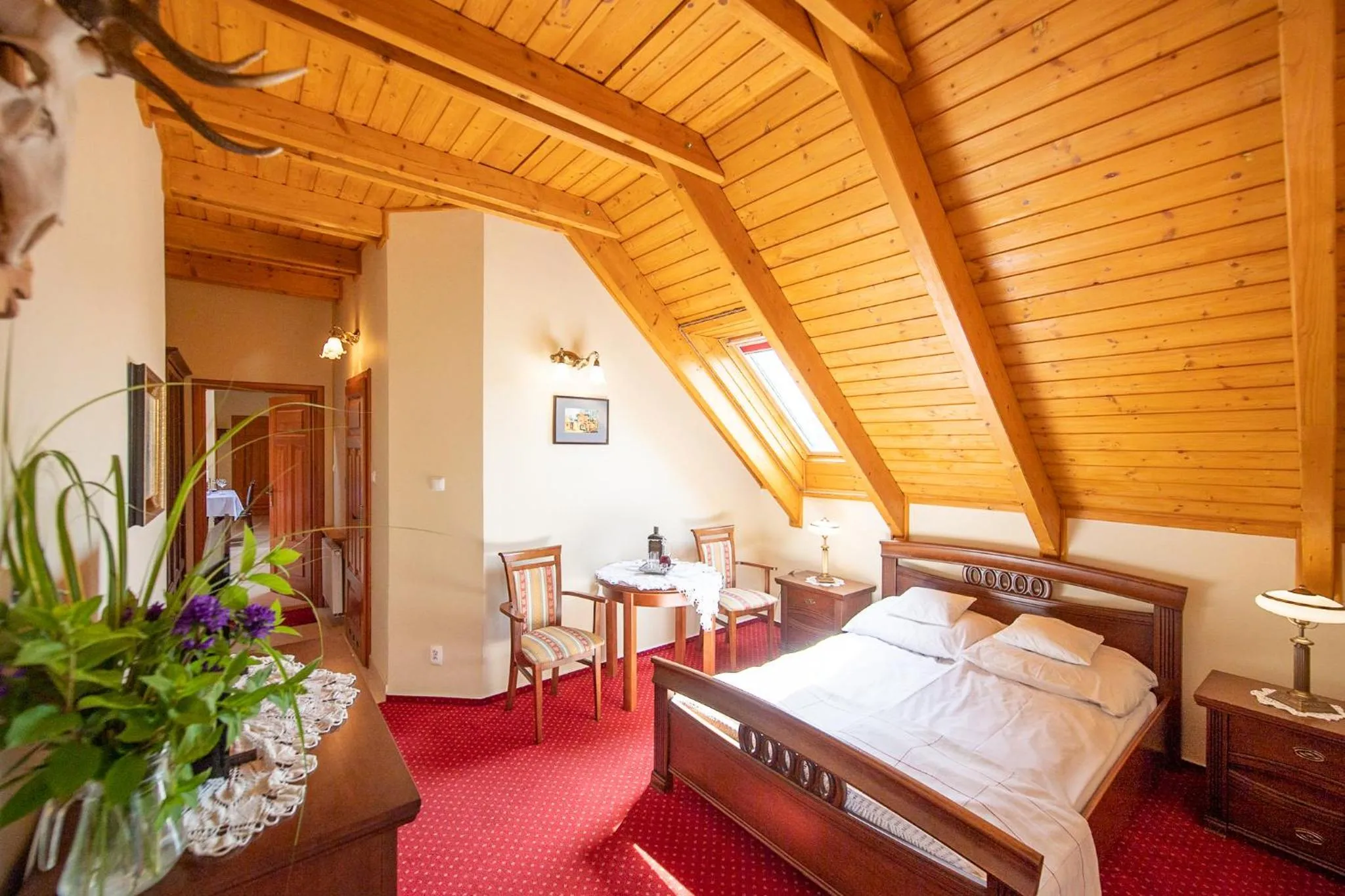 Property building, Bed in Apartamenty Galeria Trunków