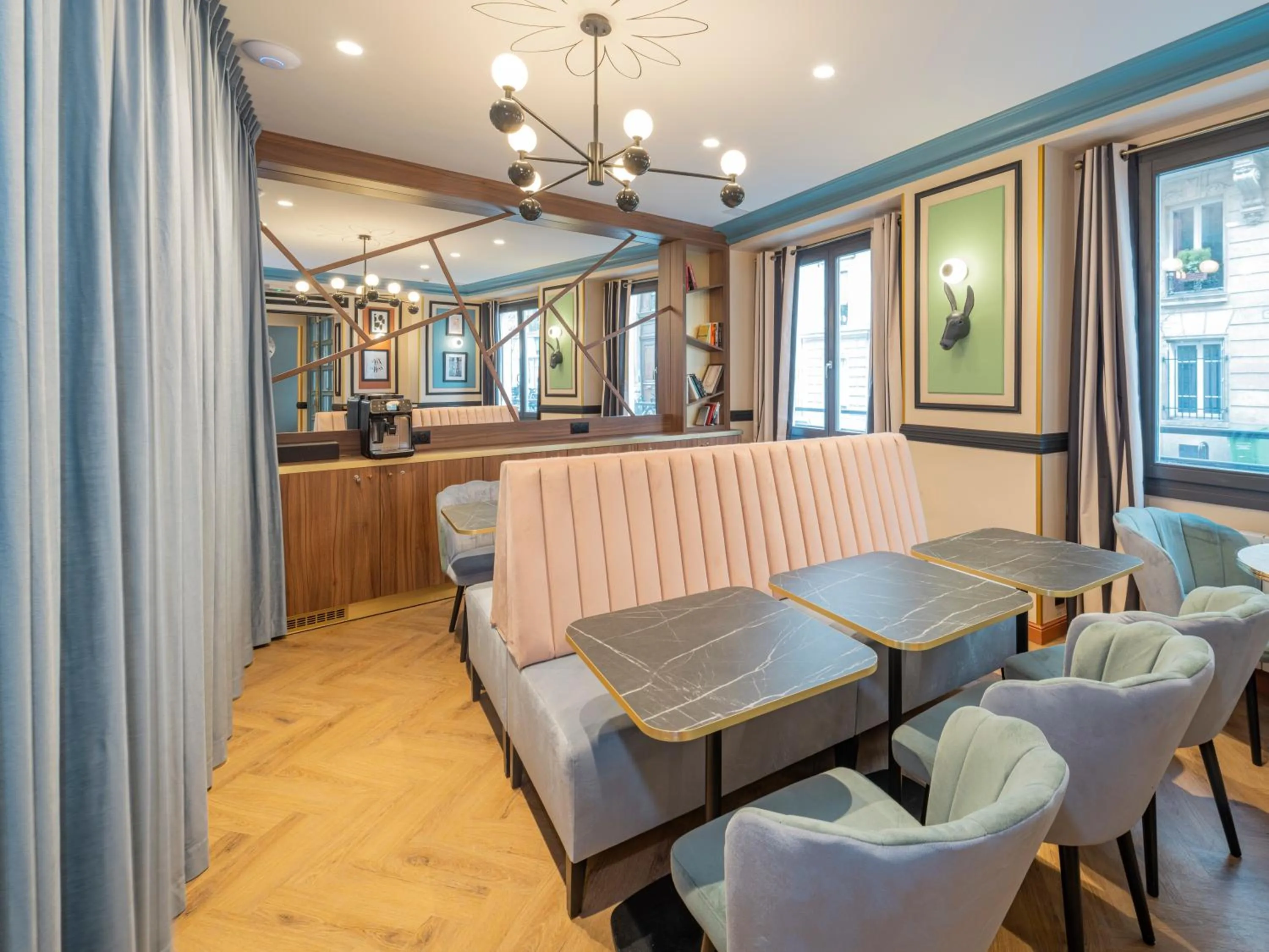 Seating area in Hotel Boronali - Nouvellement rénové