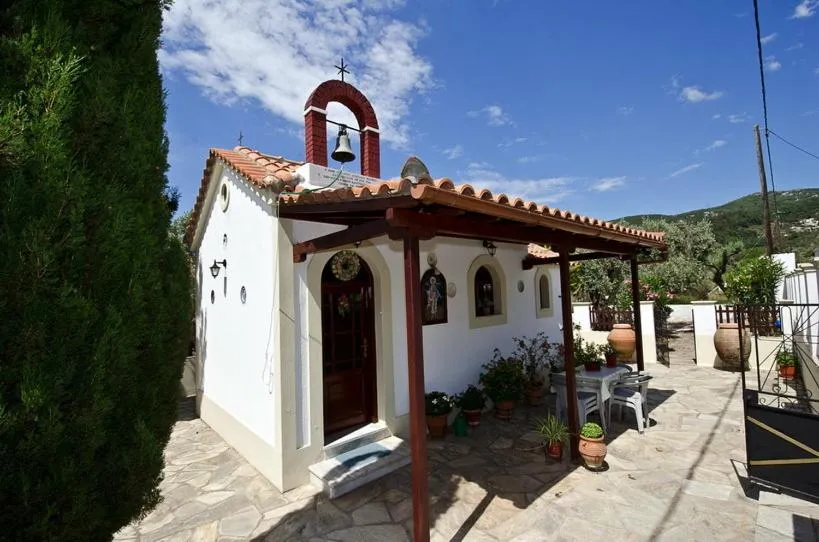 Area and facilities in Studios Filippos