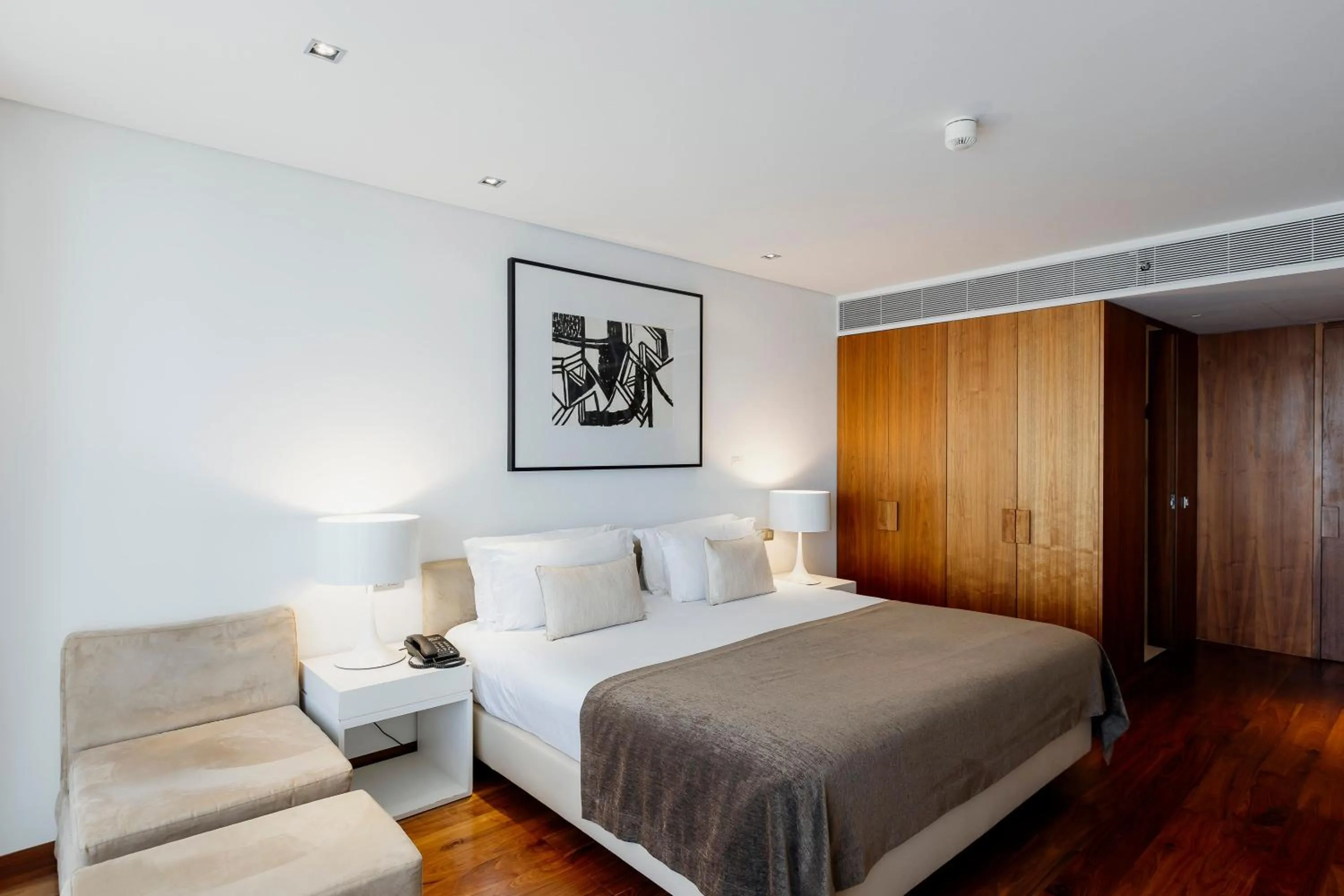 Bed in Troia Design Hotel