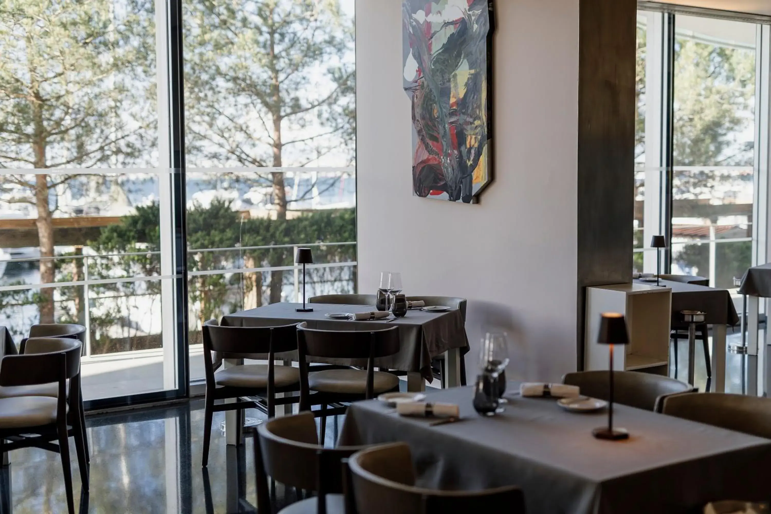 Restaurant/places to eat in Troia Design Hotel Restaurant/places to eat in Troia Design Hotel