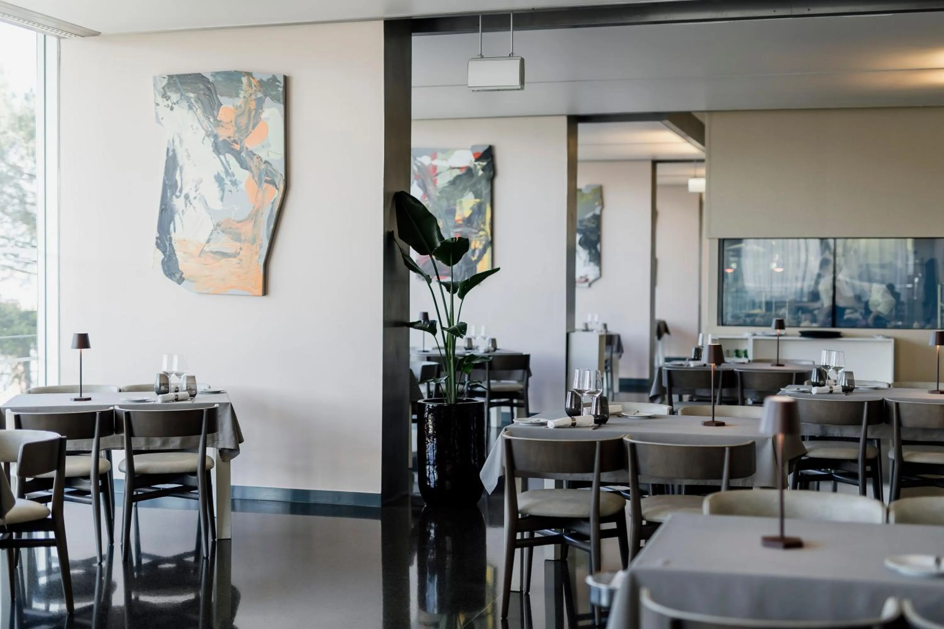 Restaurant/places to eat in Troia Design Hotel