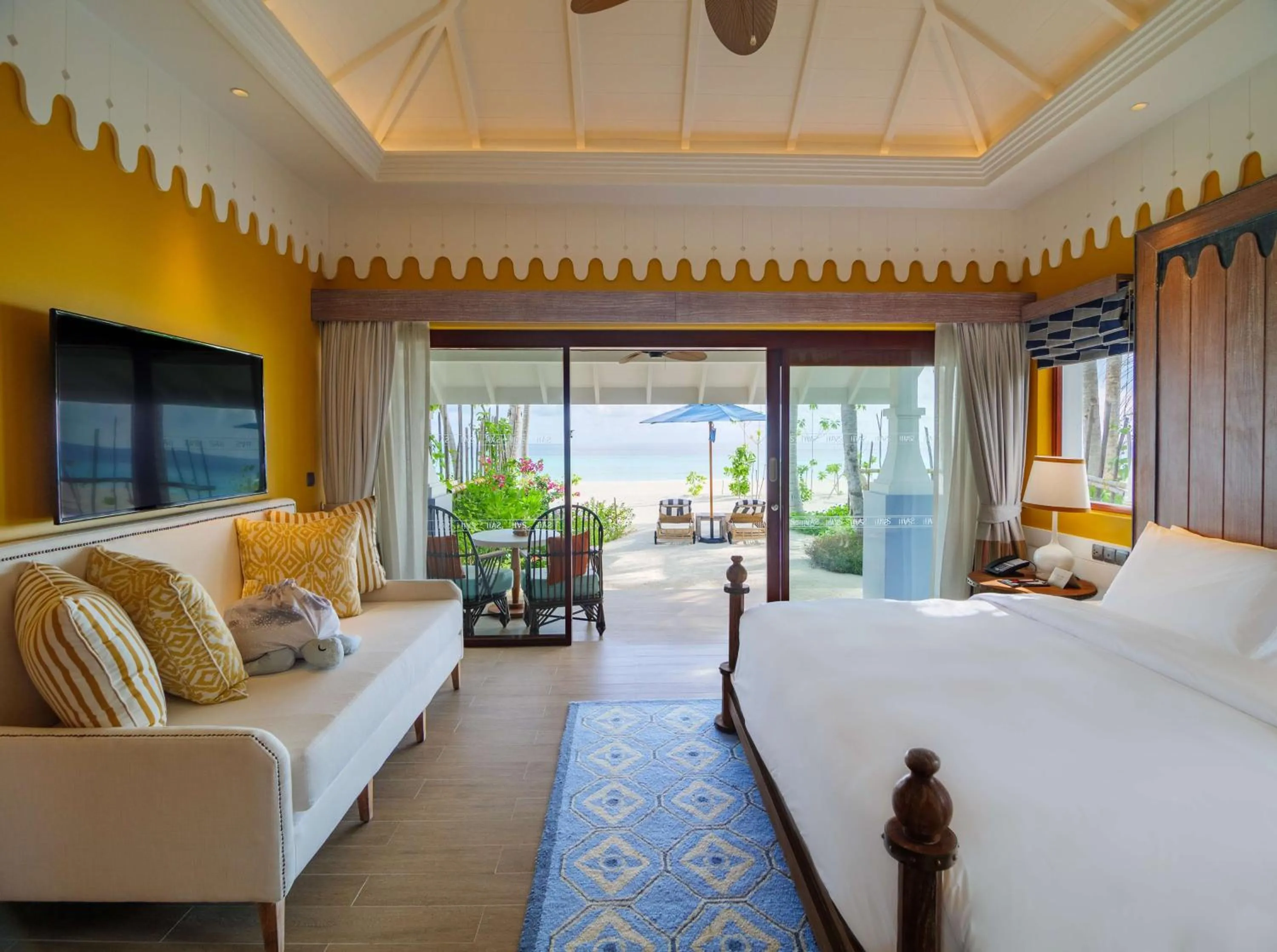Bed in SAii Lagoon Maldives, Curio Collection By Hilton