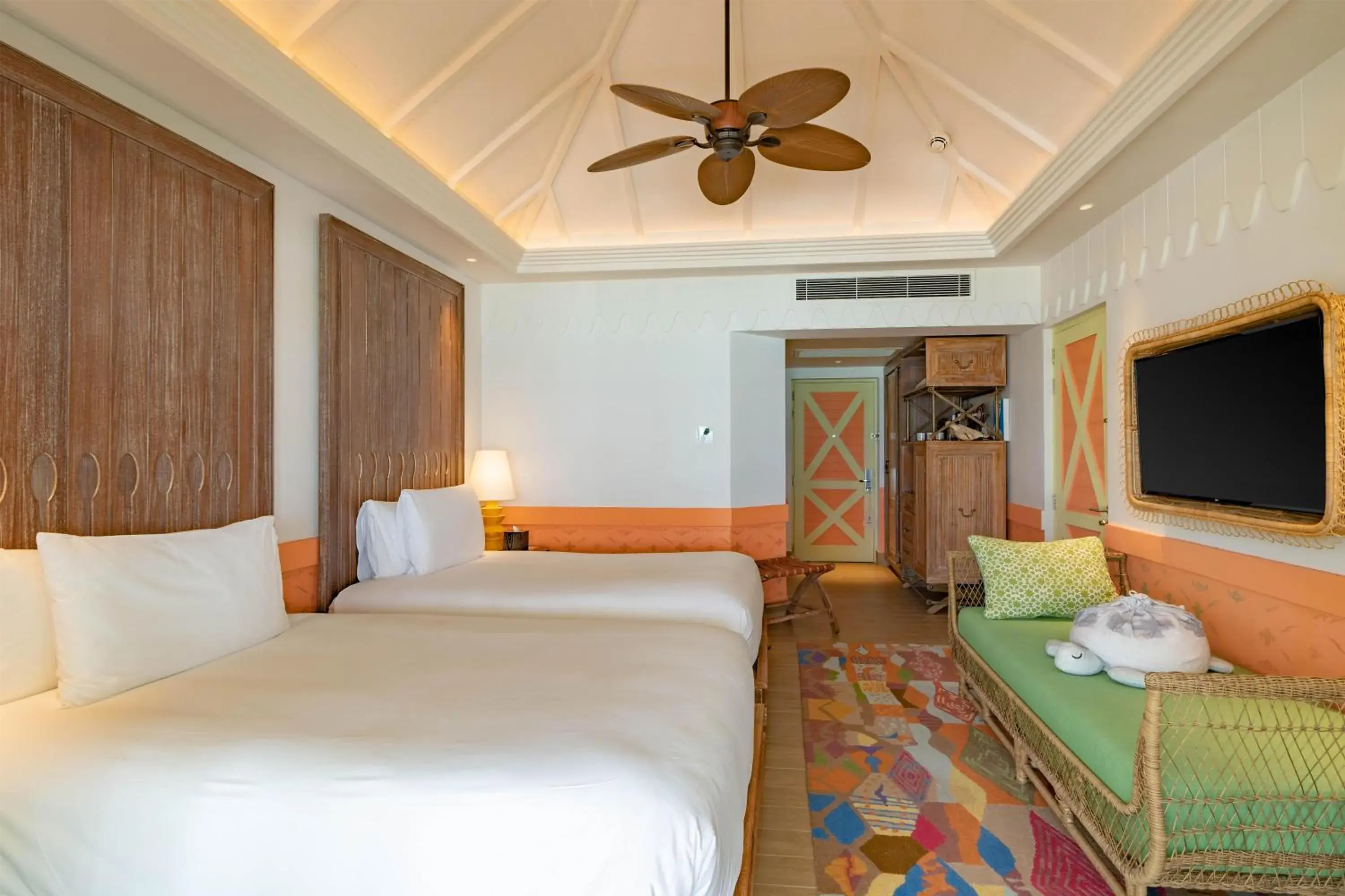 Bed in SAii Lagoon Maldives, Curio Collection By Hilton Bed in SAii Lagoon Maldives, Curio Collection By Hilton