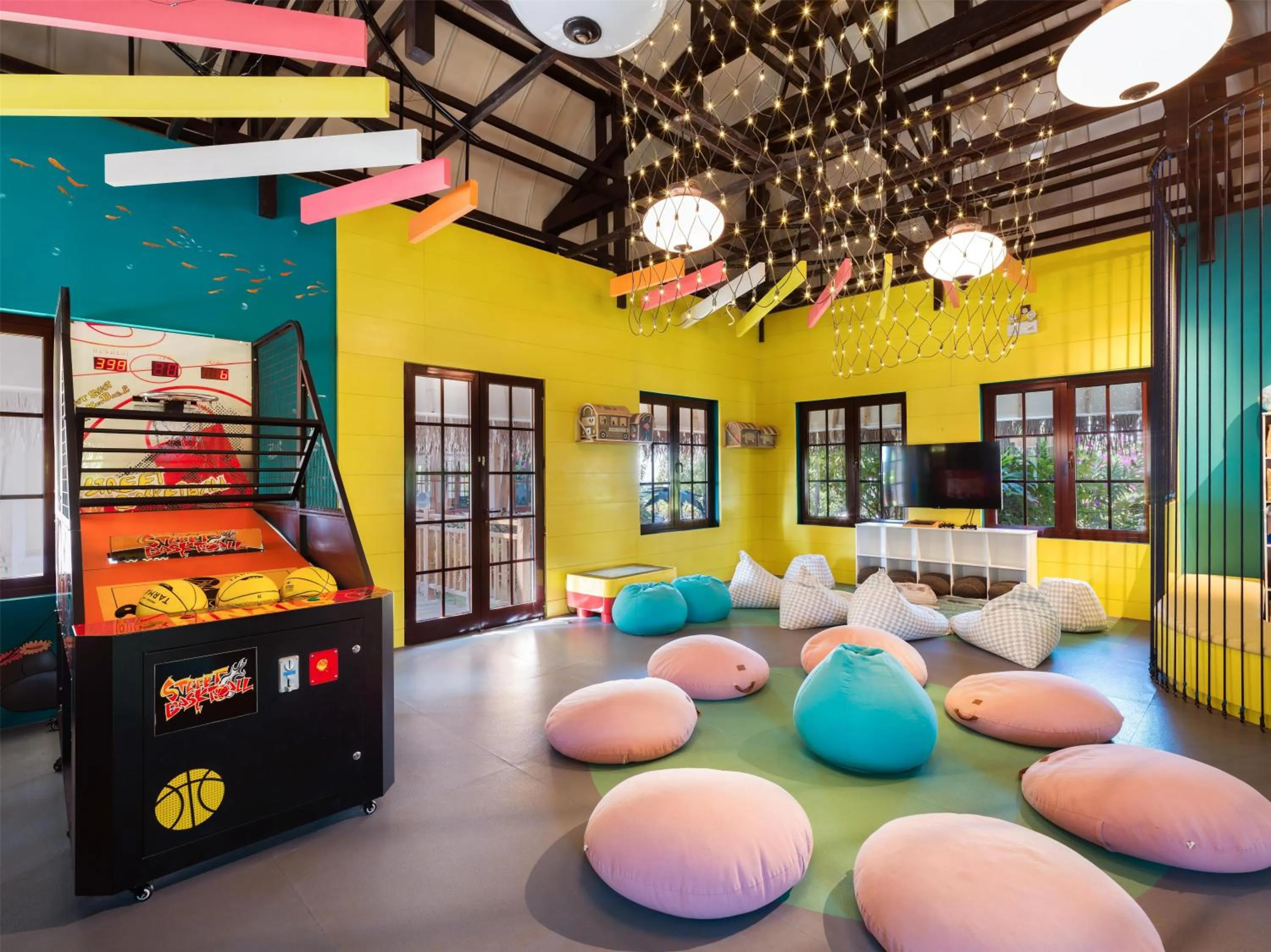 Kids's club in SAii Lagoon Maldives, Curio Collection By Hilton