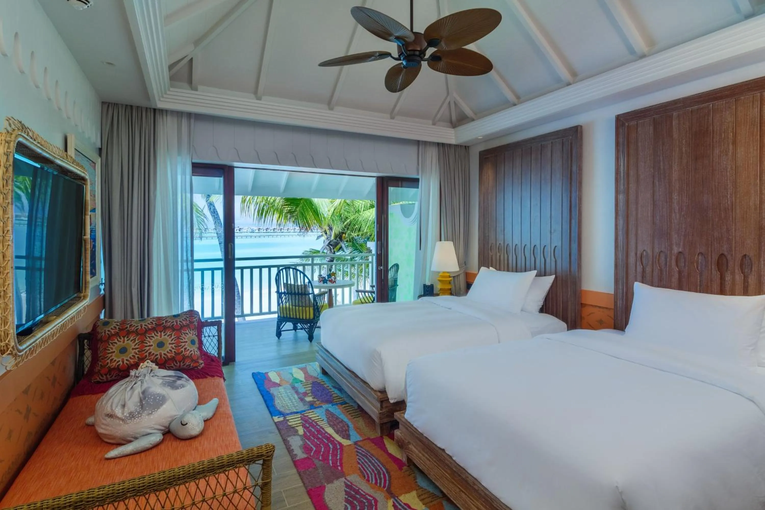 Bed in SAii Lagoon Maldives, Curio Collection By Hilton
