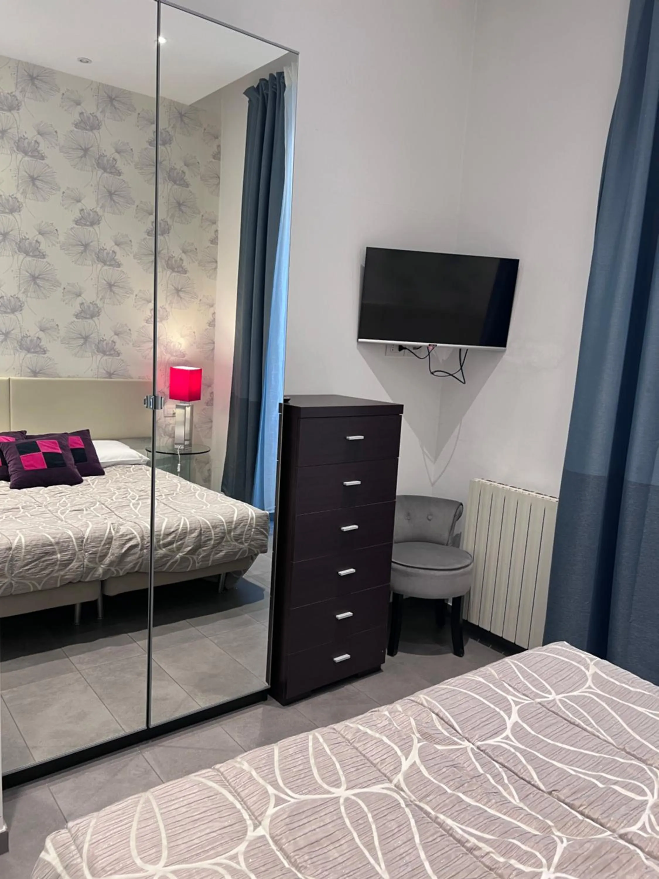 Bedroom, Bed in Residence Diaz