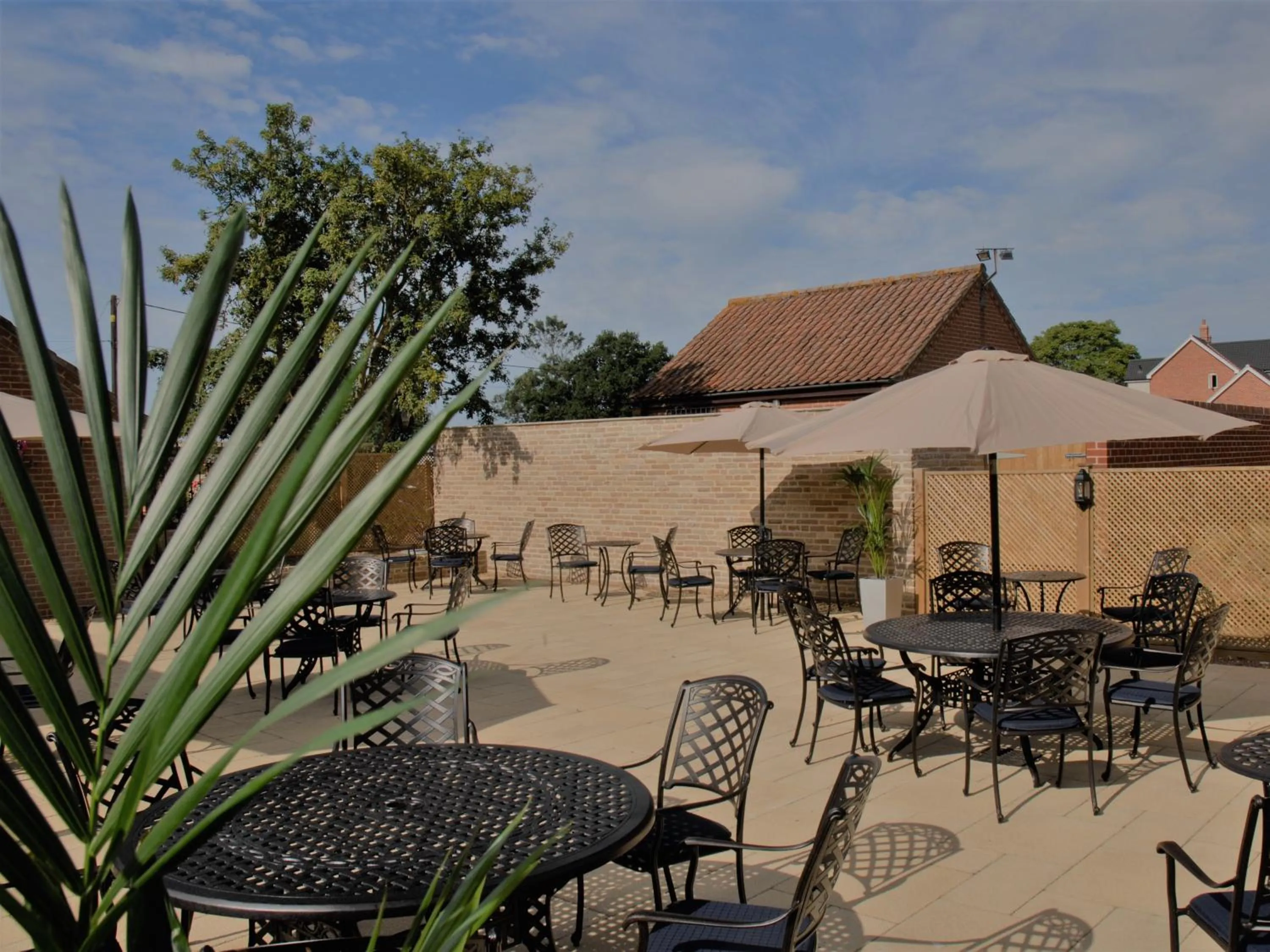 Property building in The Bird in Hand