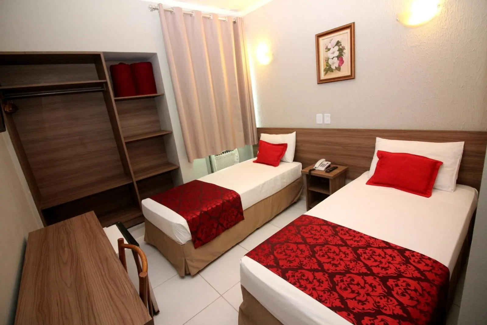 Photo of the whole room, Bed in Plaza Hotel São José dos Campos