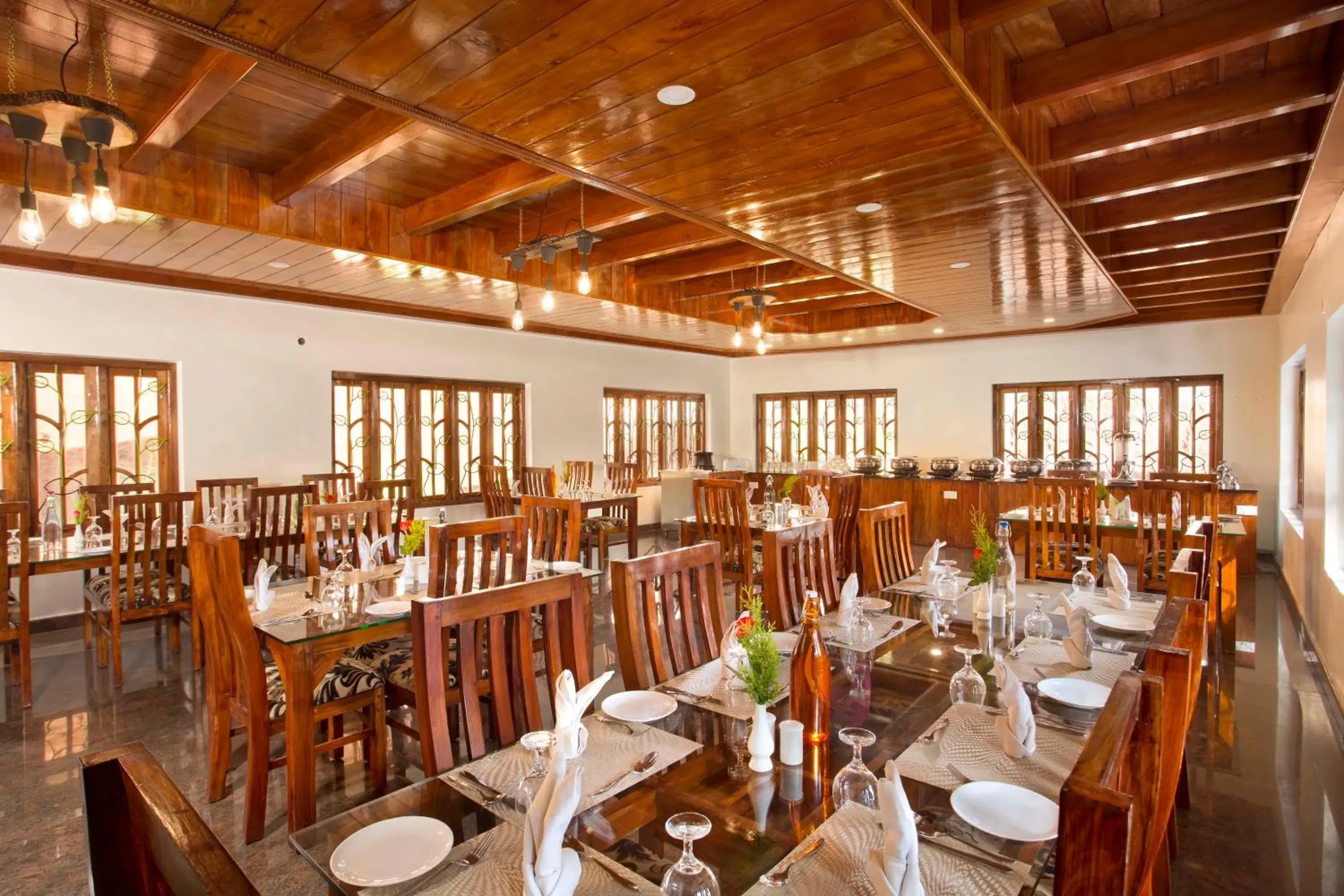 Restaurant/places to eat in Spices Lap, Thekkady Restaurant/places to eat in Spices Lap, Thekkady
