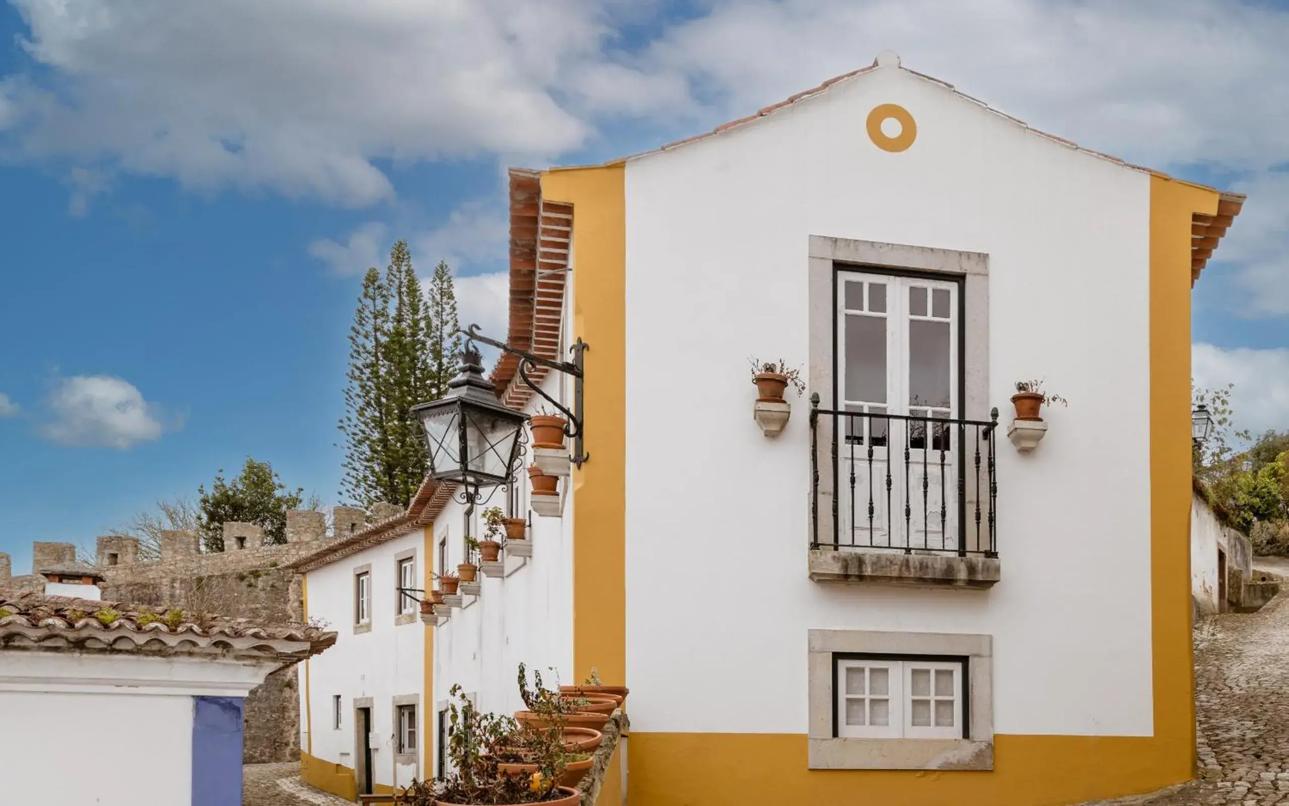 Casa de S. Thiago de Obidos Casa de S. Thiago de Obidos