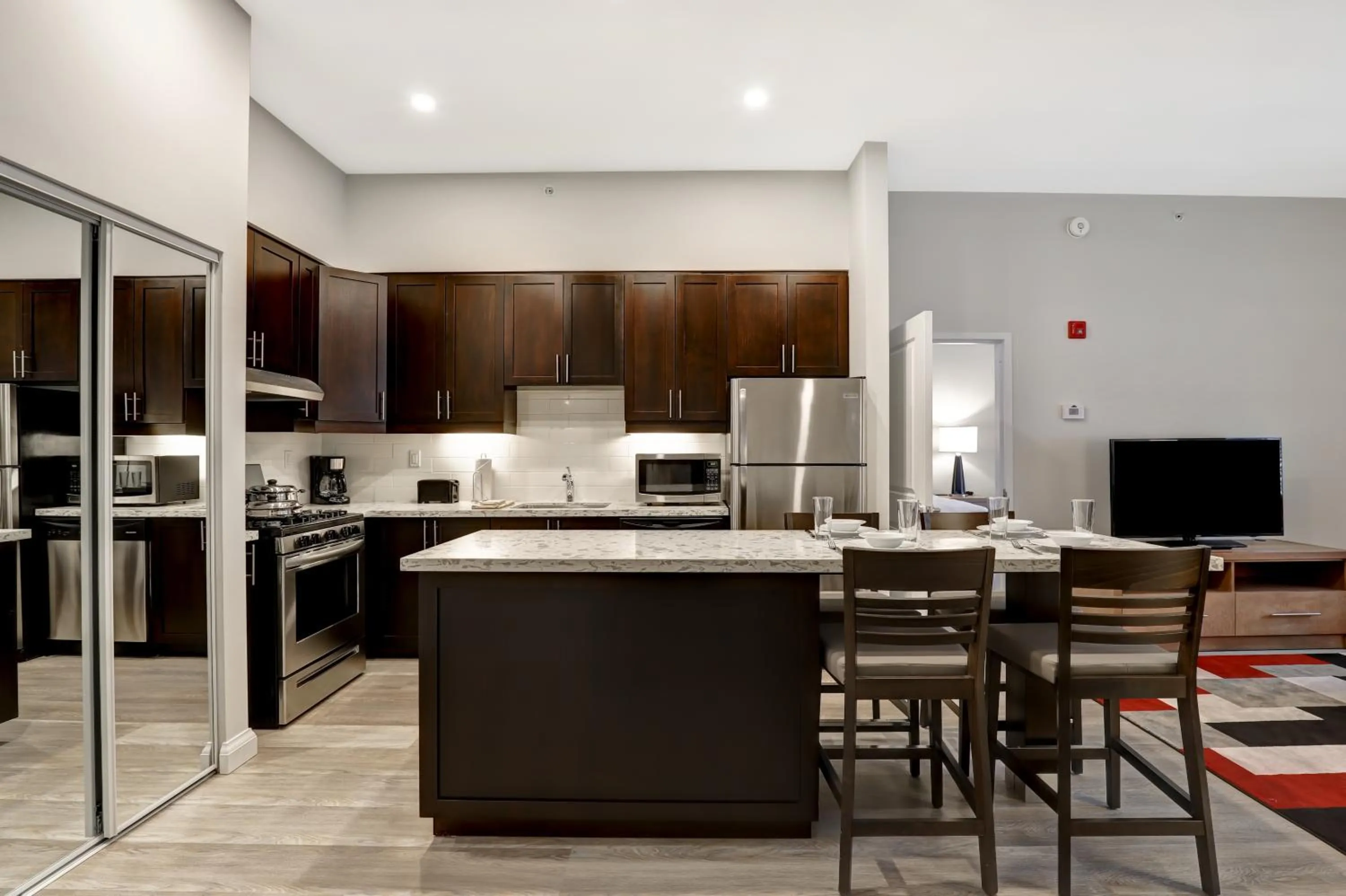Kitchen or kitchenette, Kitchen/Kitchenette in Residences at Kanata Lakes