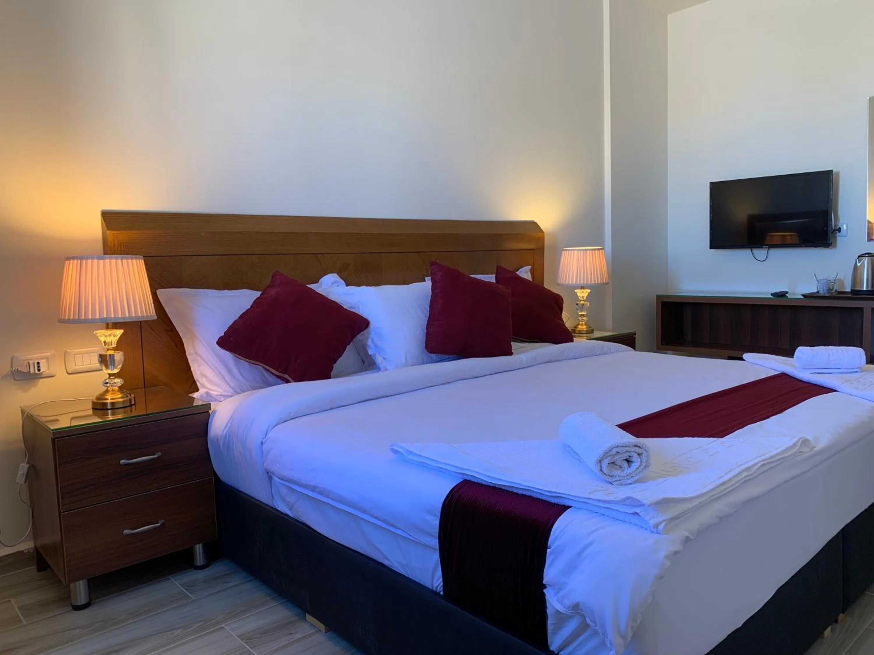 Bed in Petra Sky Hotel