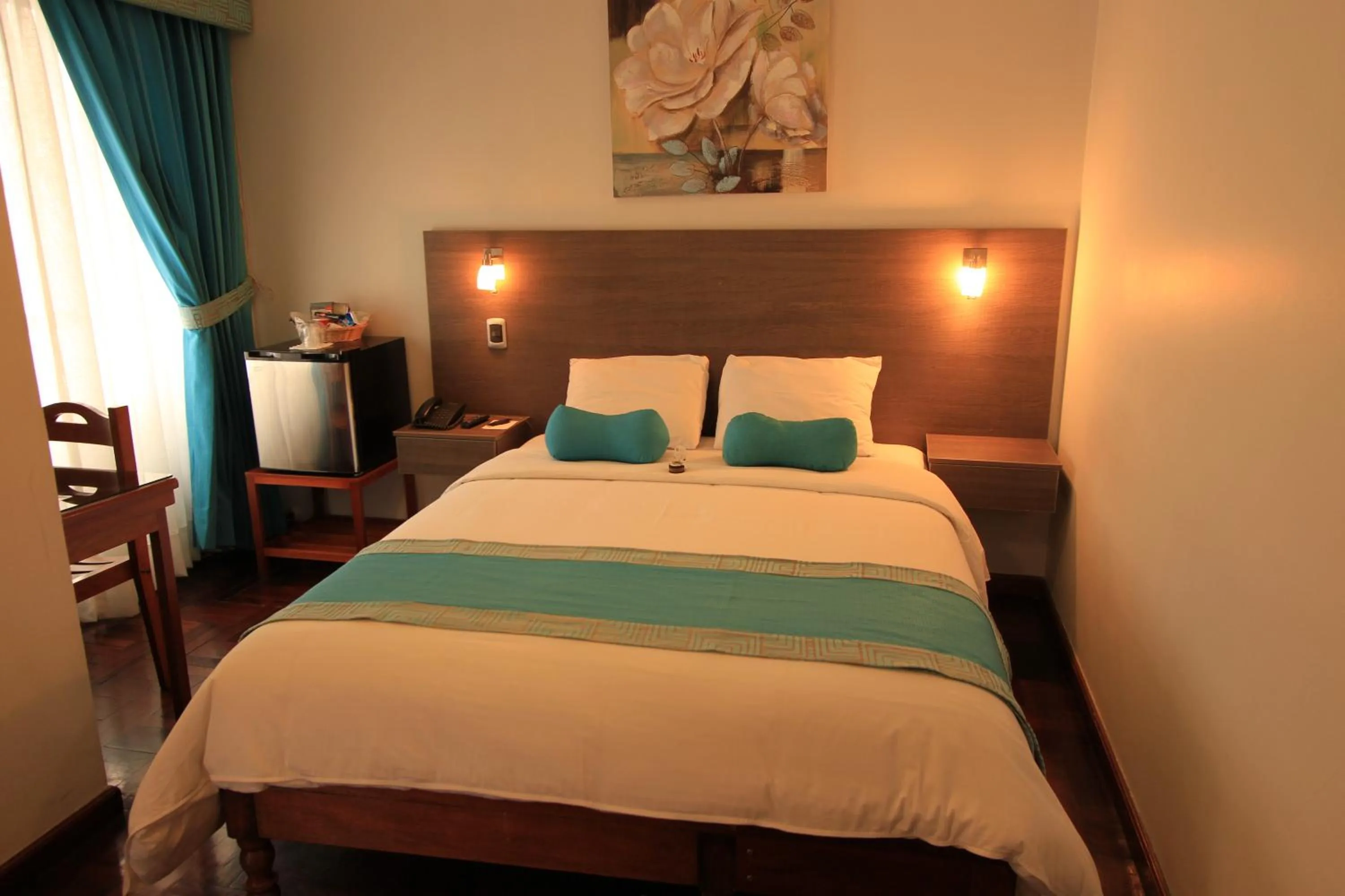 Photo of the whole room, Bed in Samana Hotel