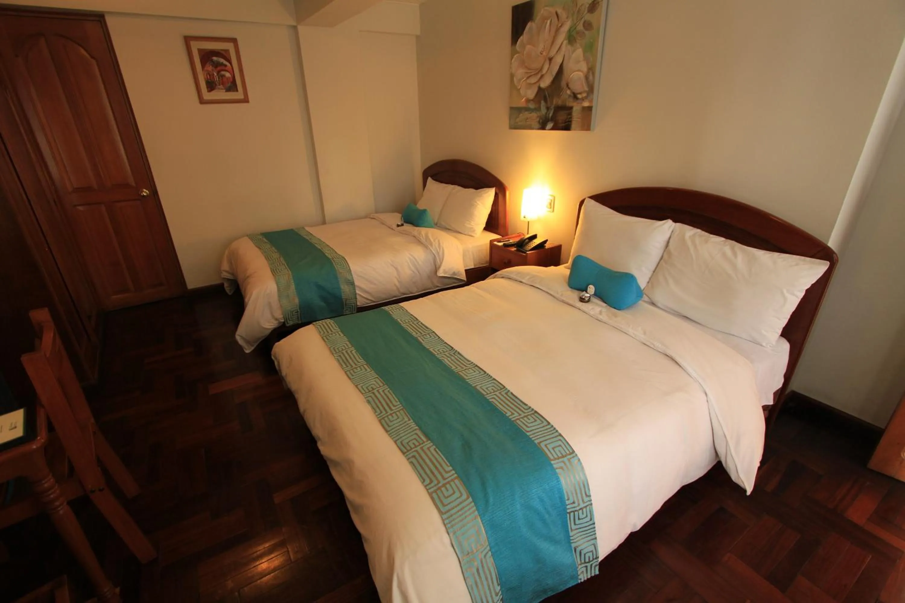 bunk bed, Bed in Samana Hotel