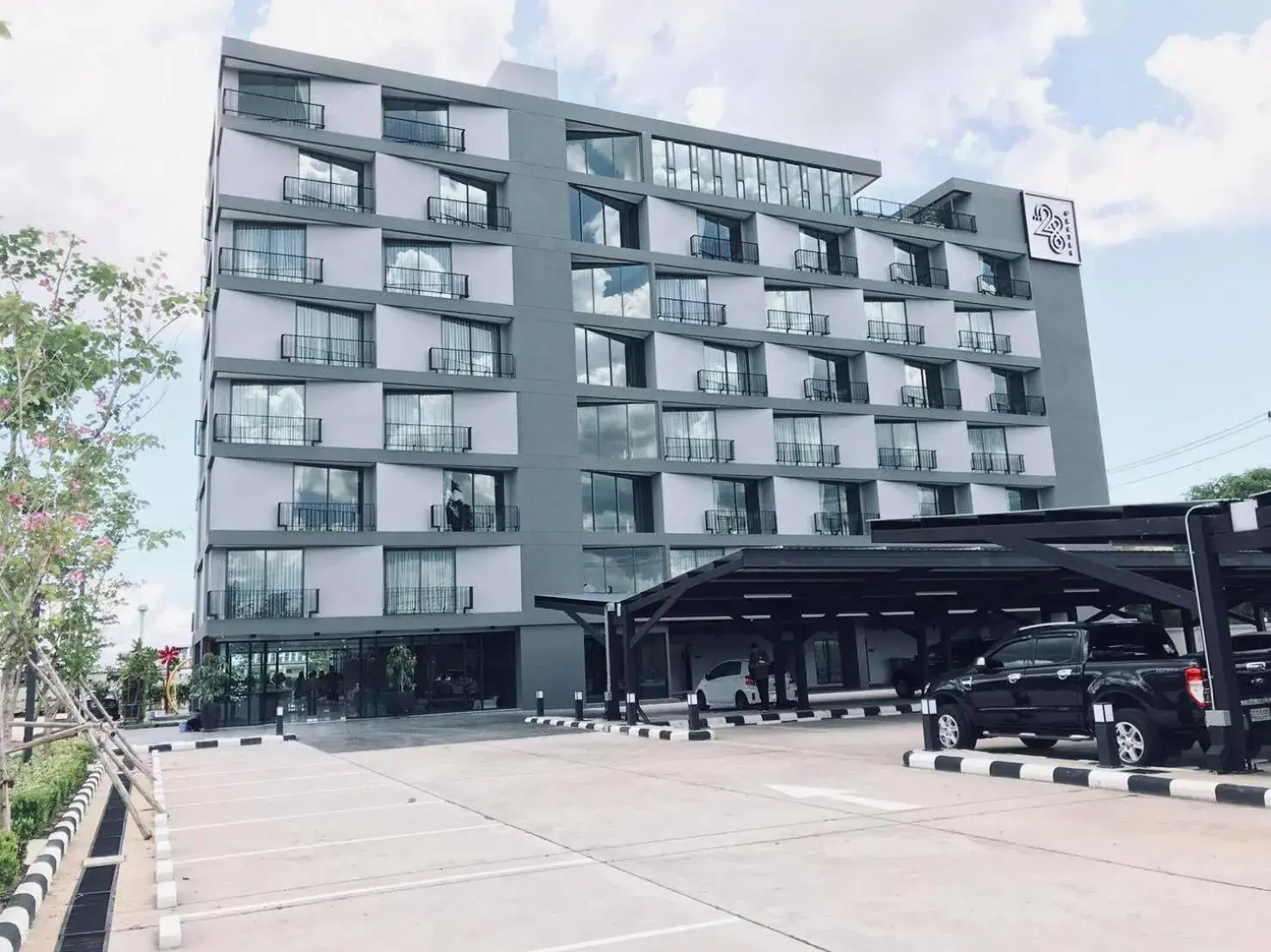 The 28th Hotel The 28th Hotel