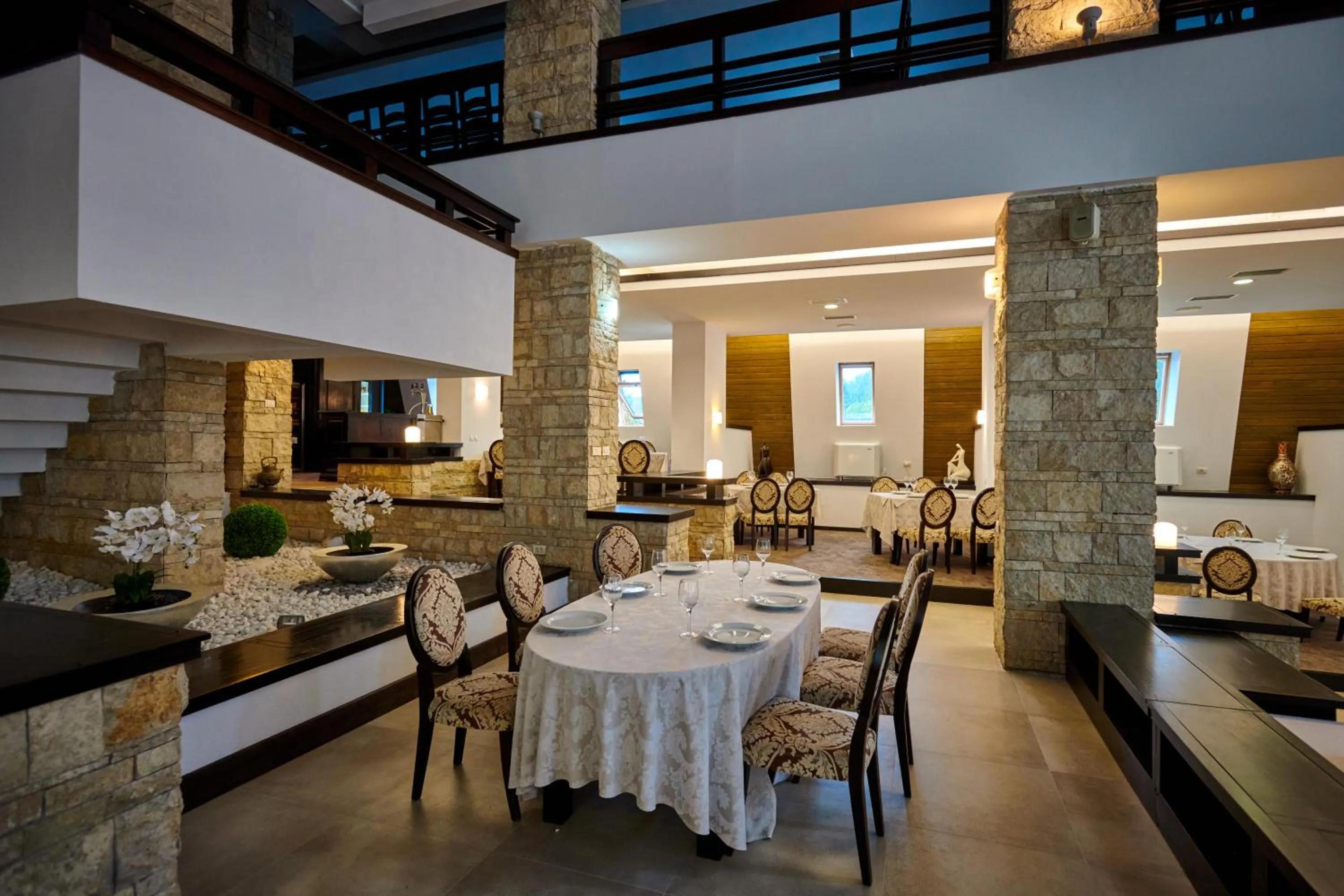 Restaurant/places to eat in Hotel & Restaurant Sofia
