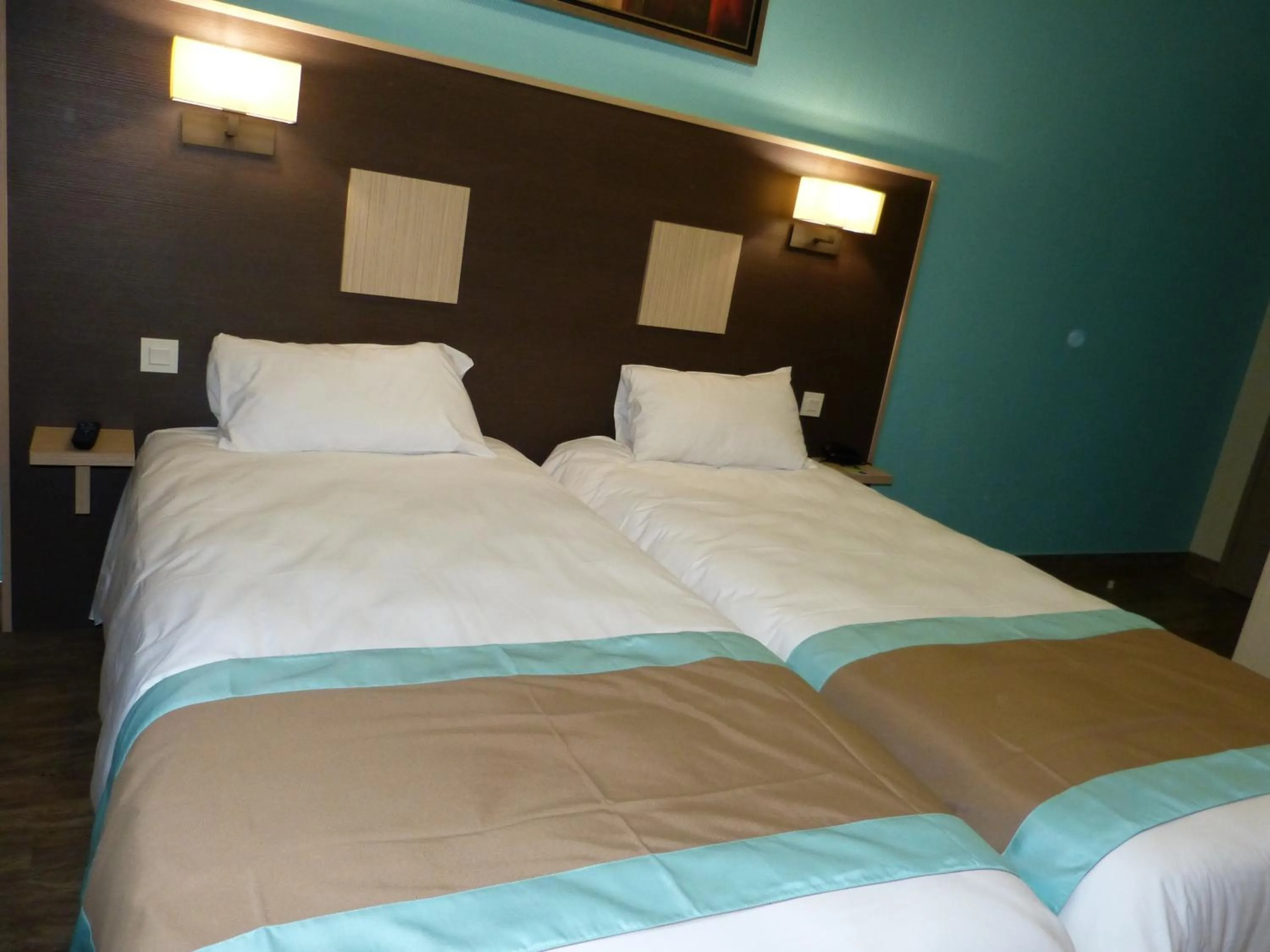 Bedroom, Bed in Hotel ARBOR - Les Hunaudieres - Le Mans Sud - Mulsanne