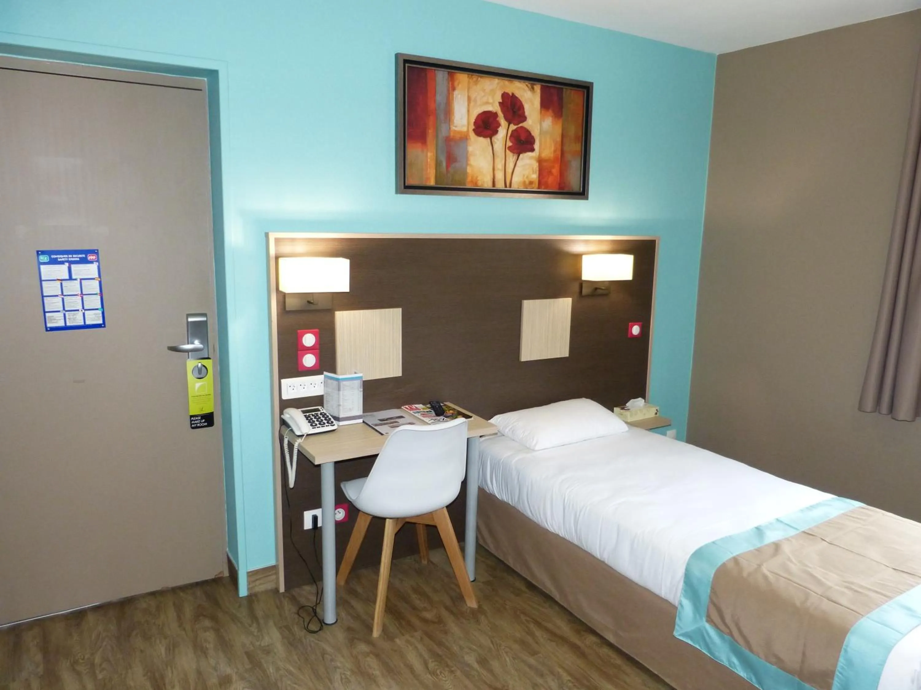 Bedroom, Bed in Hotel ARBOR - Les Hunaudieres - Le Mans Sud - Mulsanne