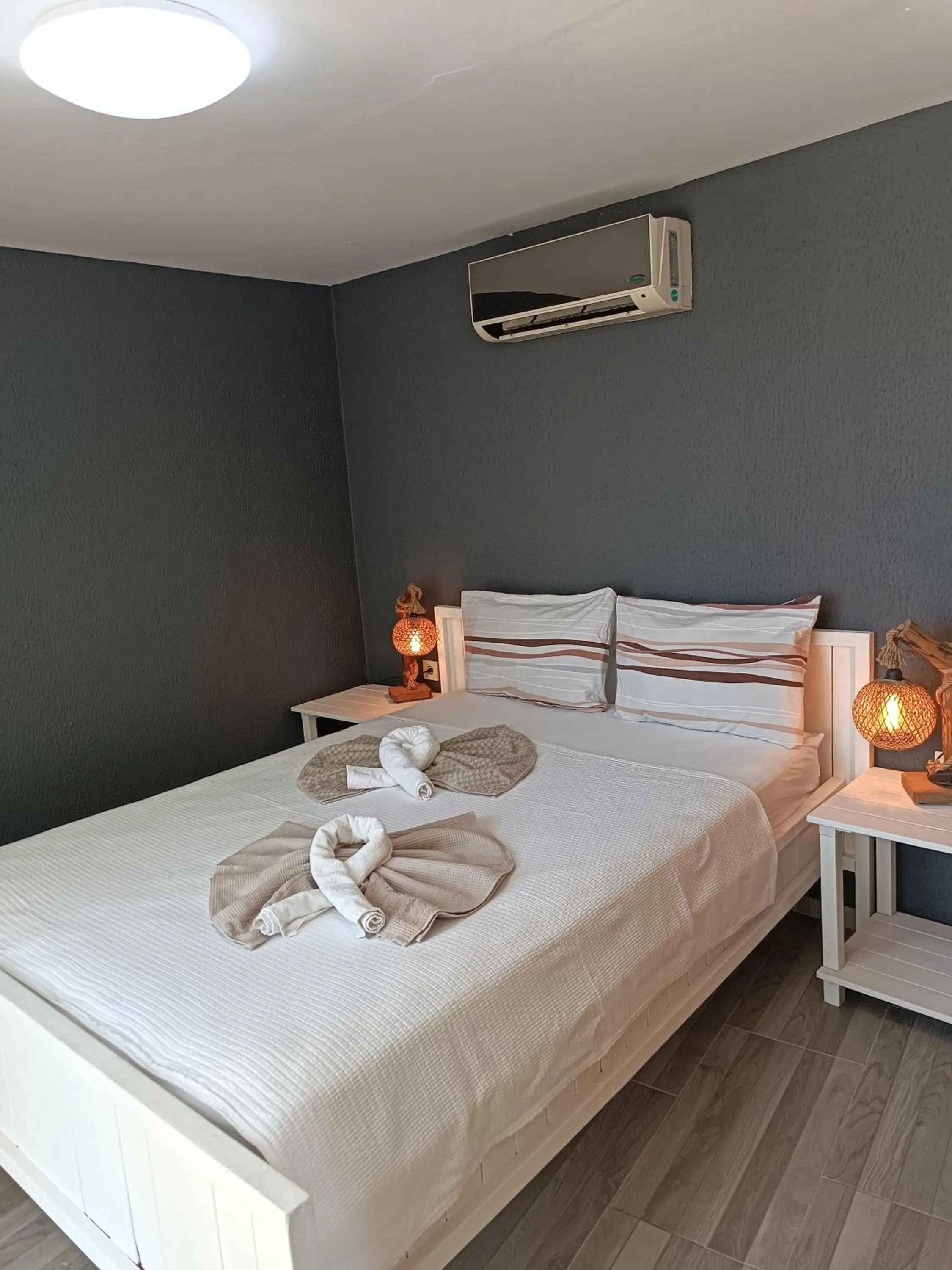 Photo of the whole room, Bed in Tepe Hotel