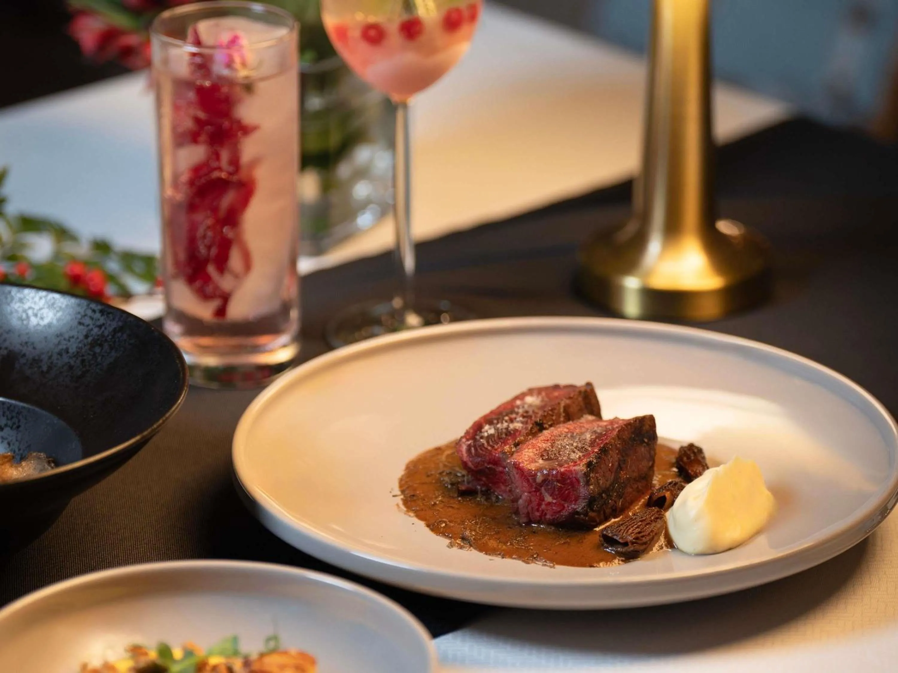 Restaurant/places to eat in Fairmont Riyadh