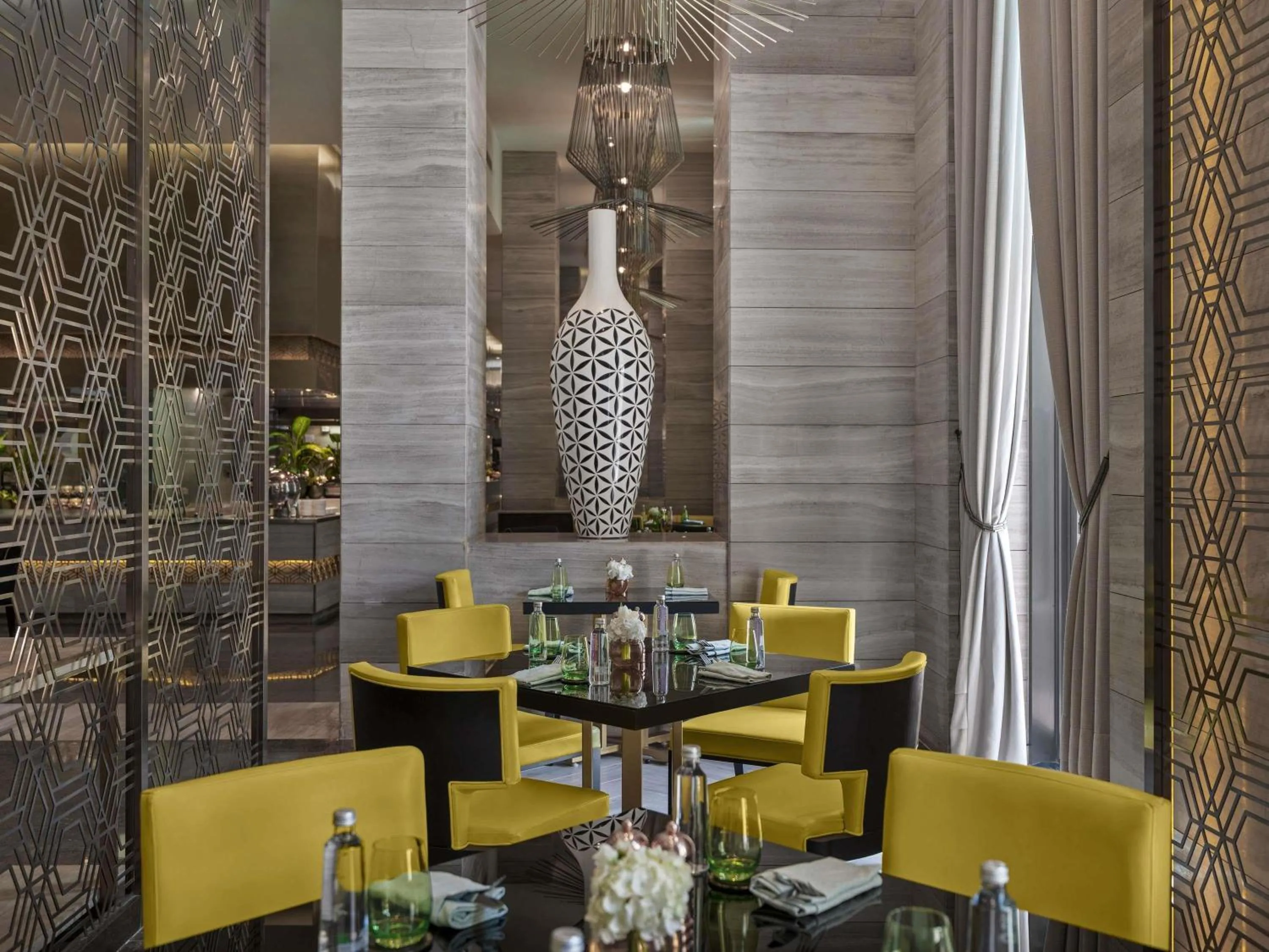 Restaurant/places to eat in Fairmont Riyadh