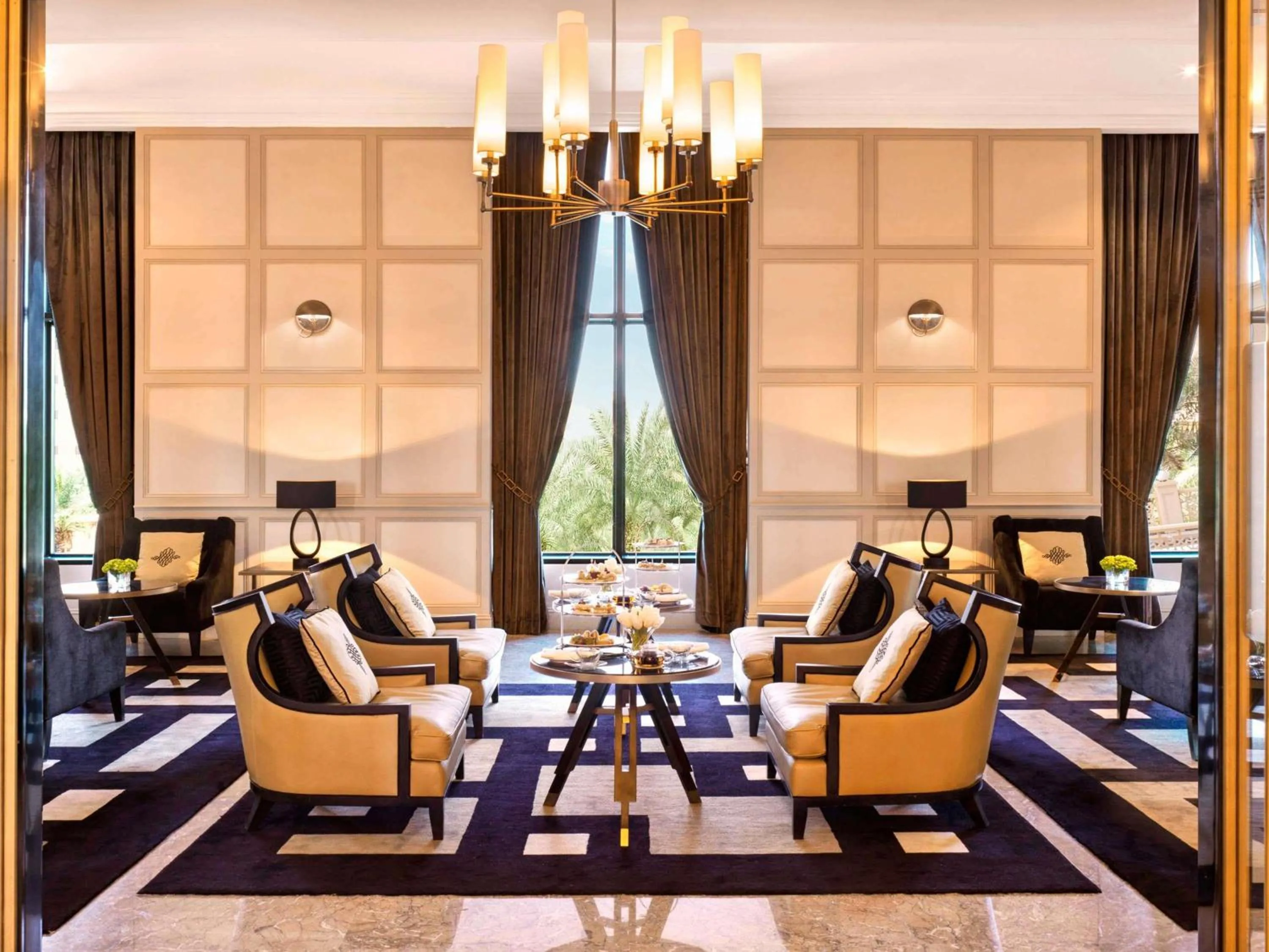 Restaurant/places to eat in Fairmont Riyadh