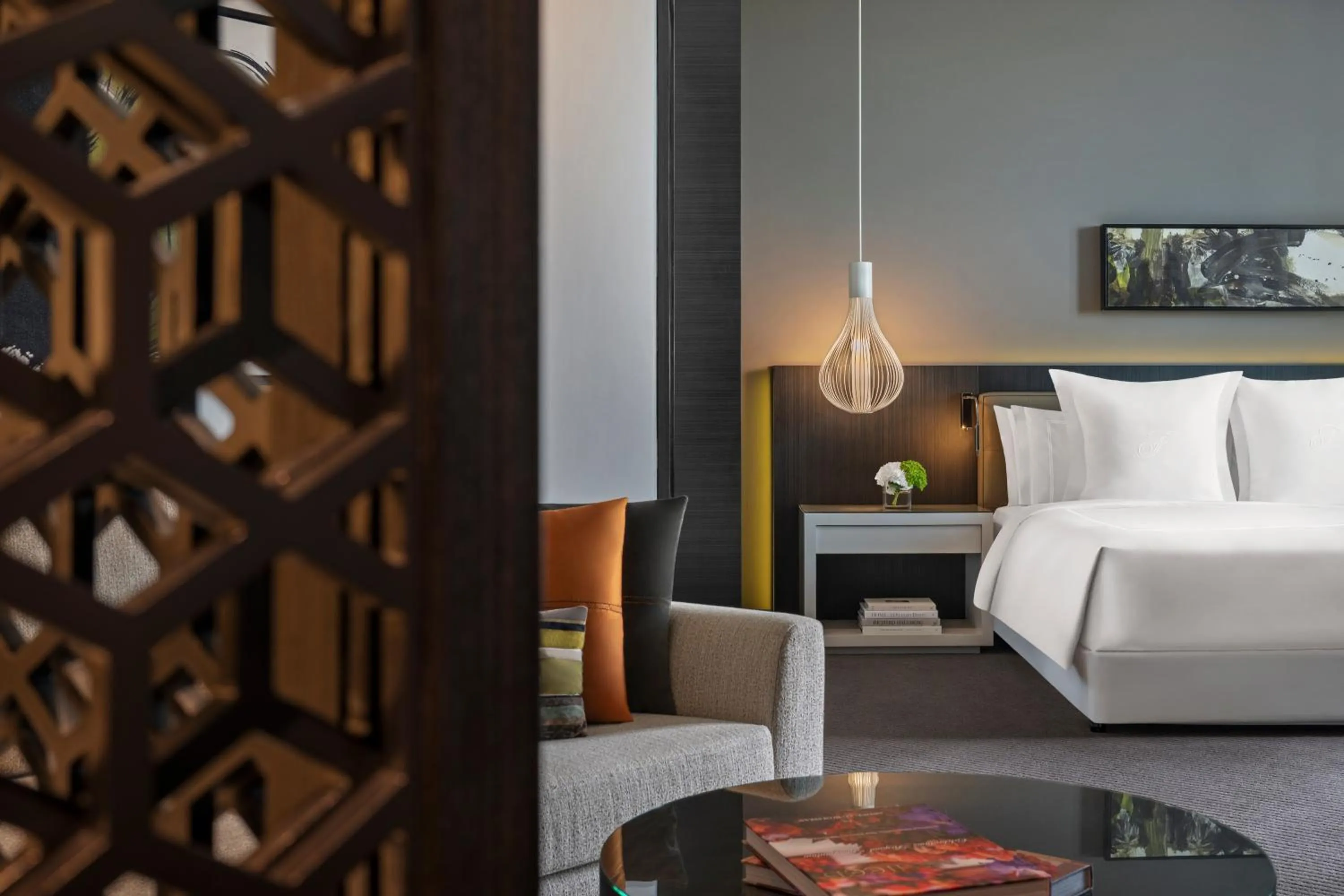 Bed in Fairmont Riyadh