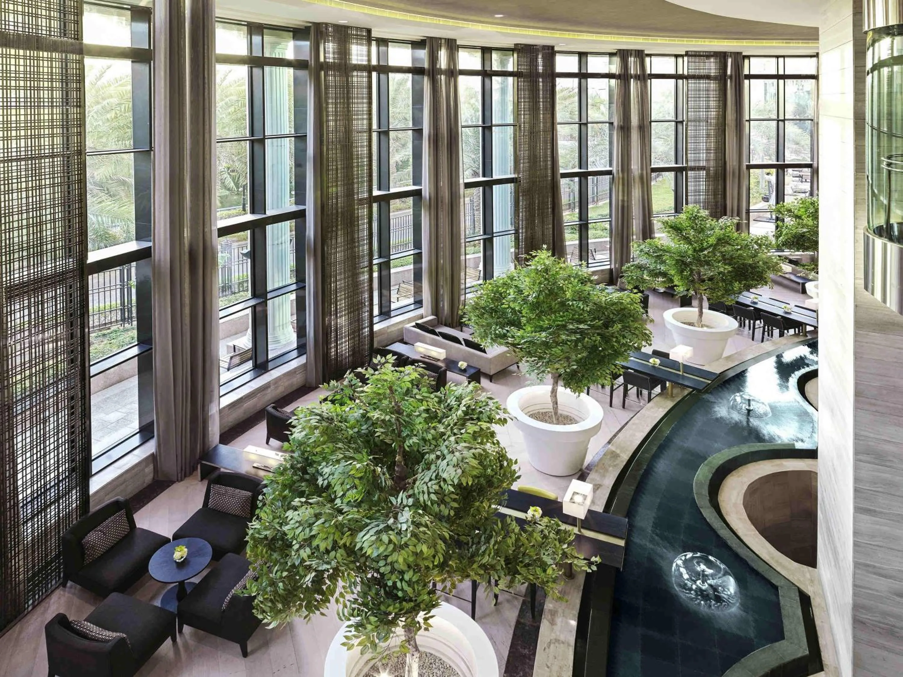 Restaurant/places to eat in Fairmont Riyadh