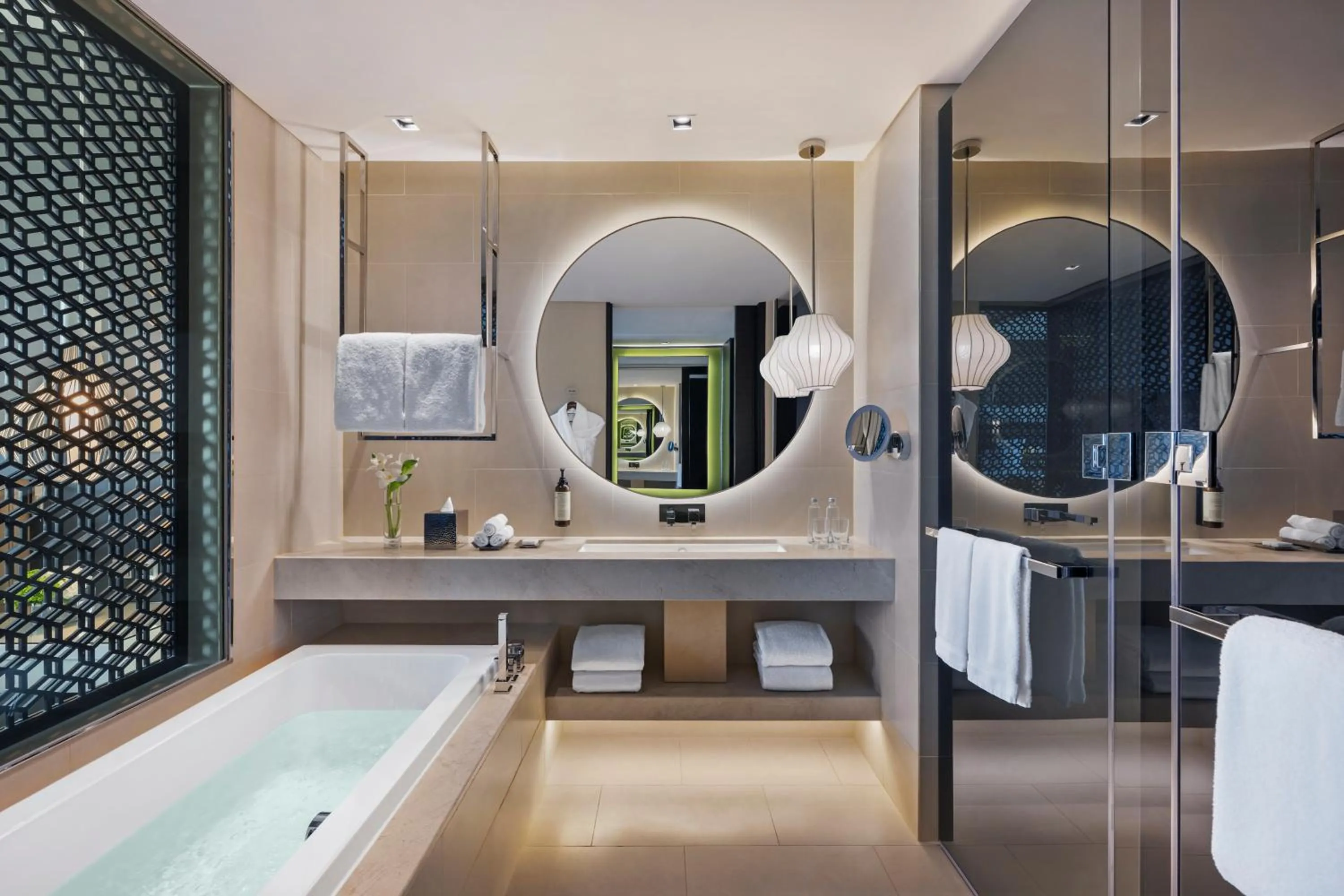 Hot Tub in Fairmont Riyadh