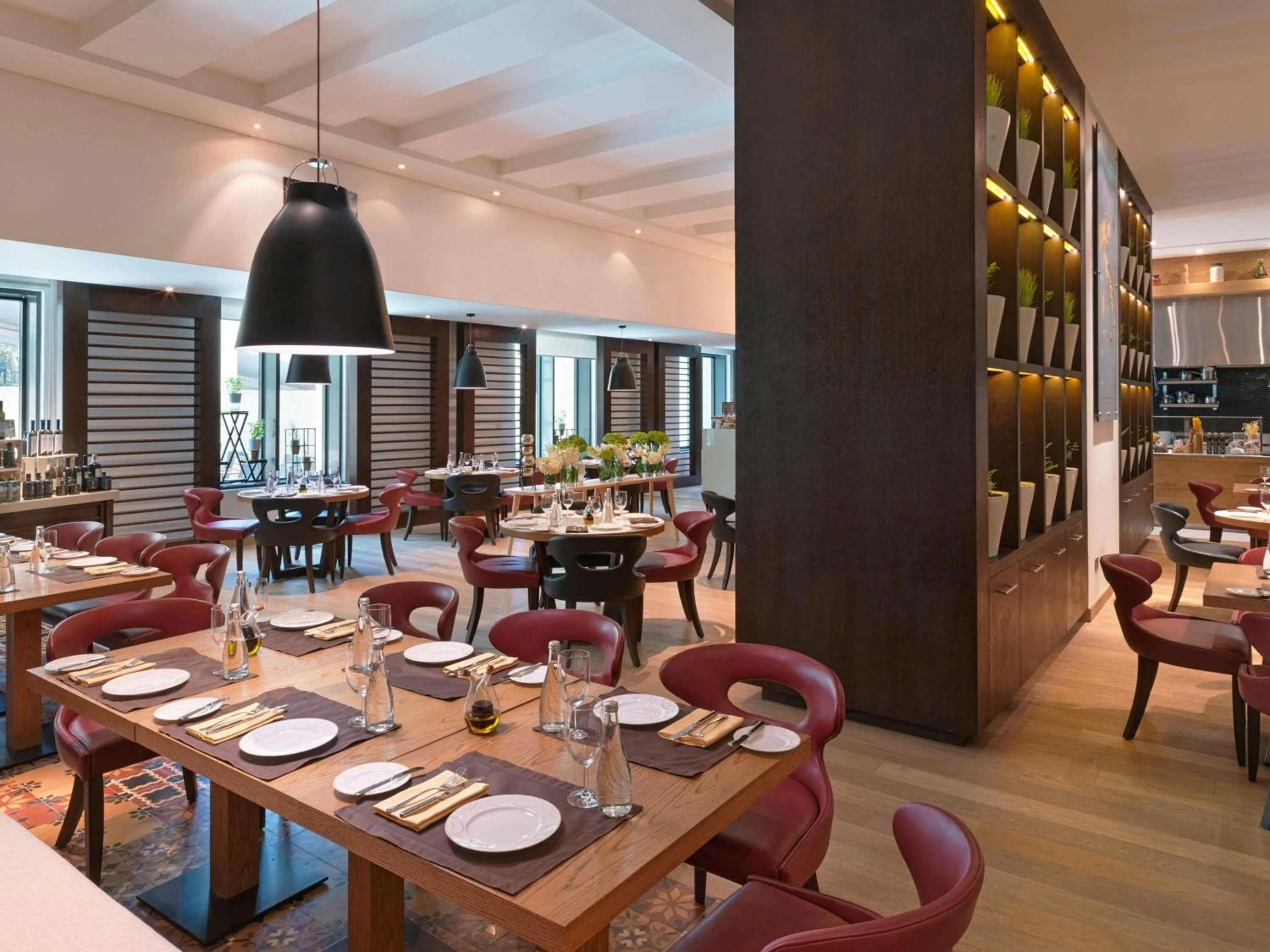 Restaurant/places to eat in Fairmont Riyadh