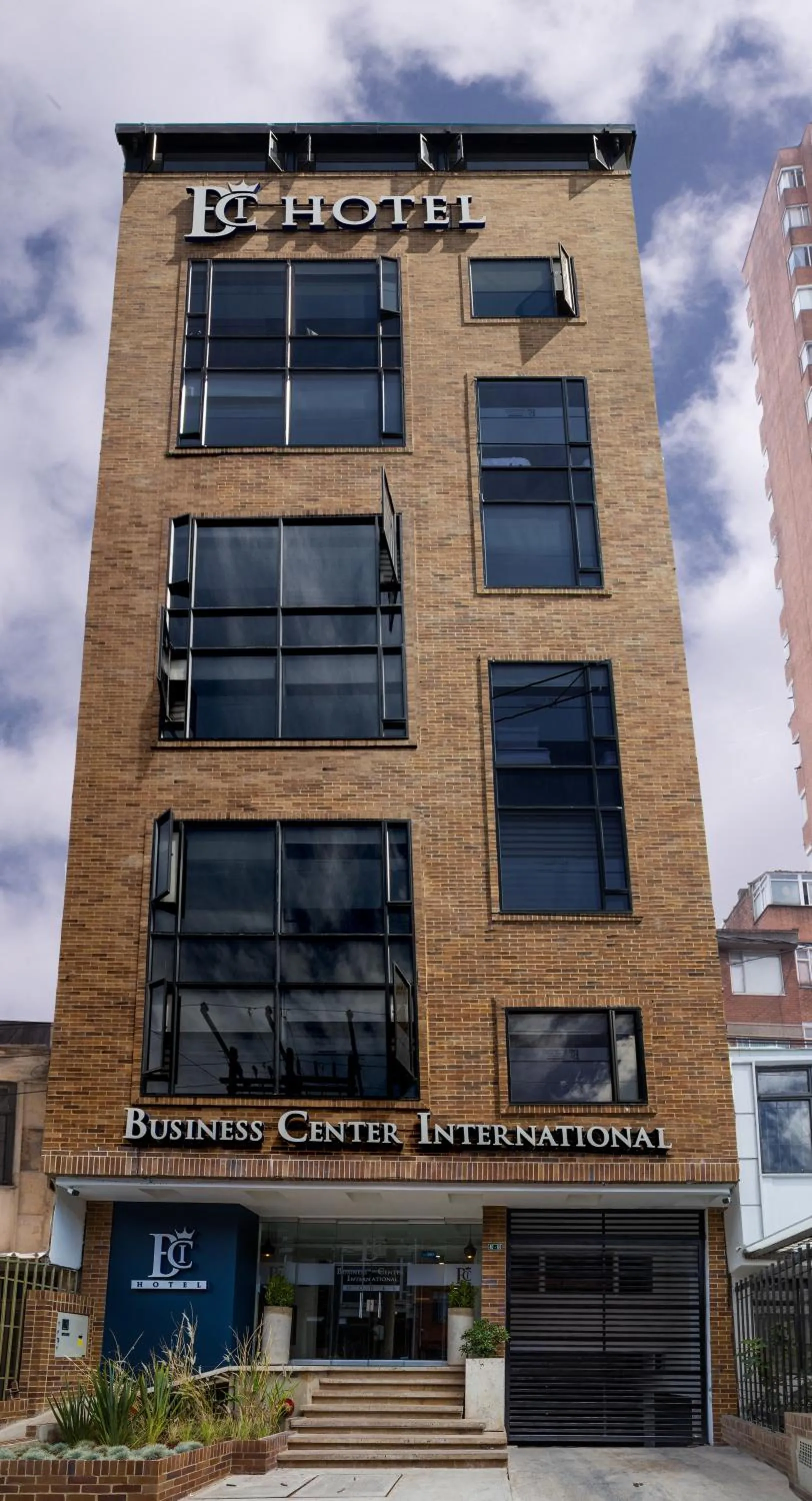 Property building in Hotel Business Center International