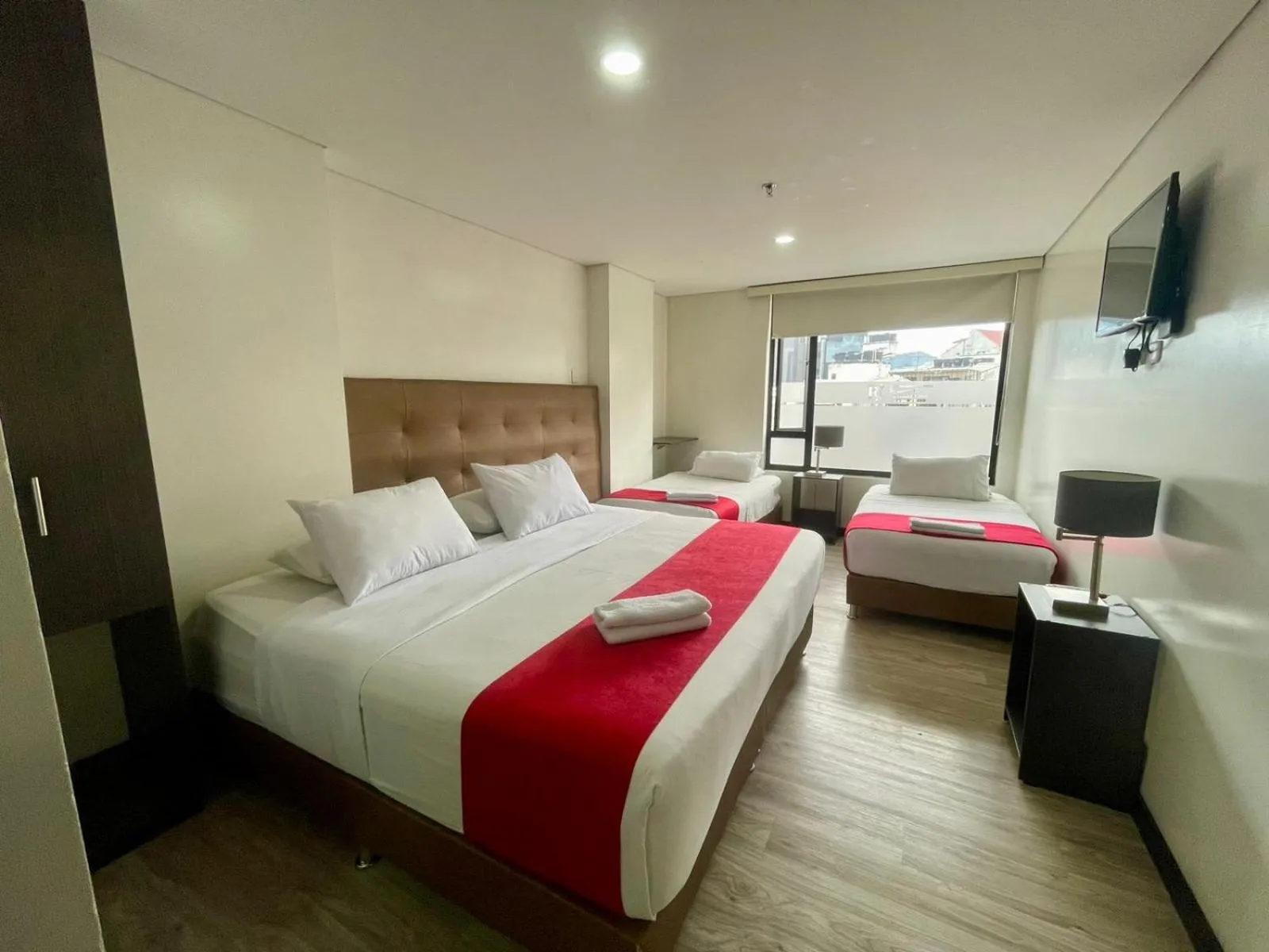 Bed in Hotel Business Center International