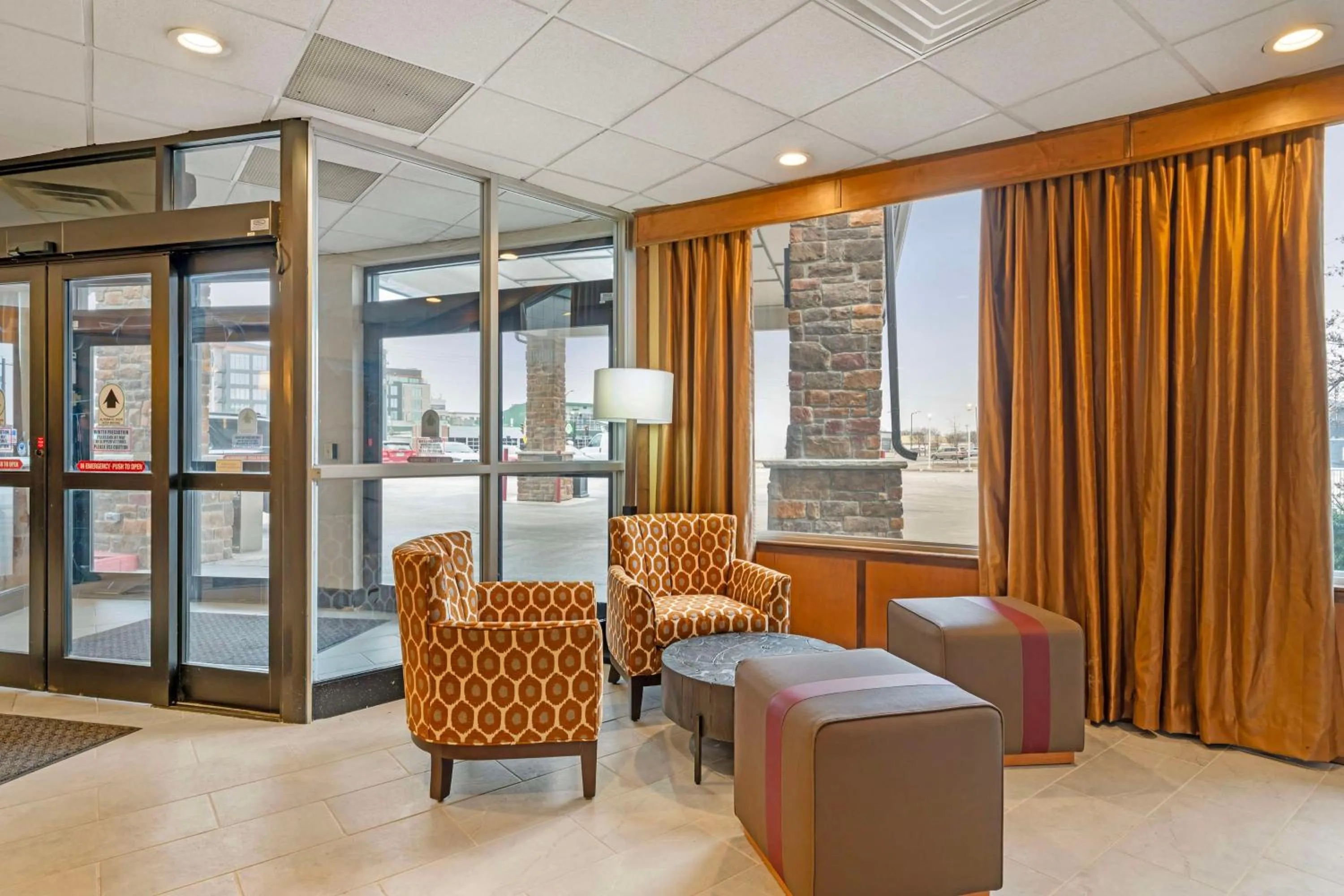 Lobby or reception in Best Western Green Bay Inn and Conference Center