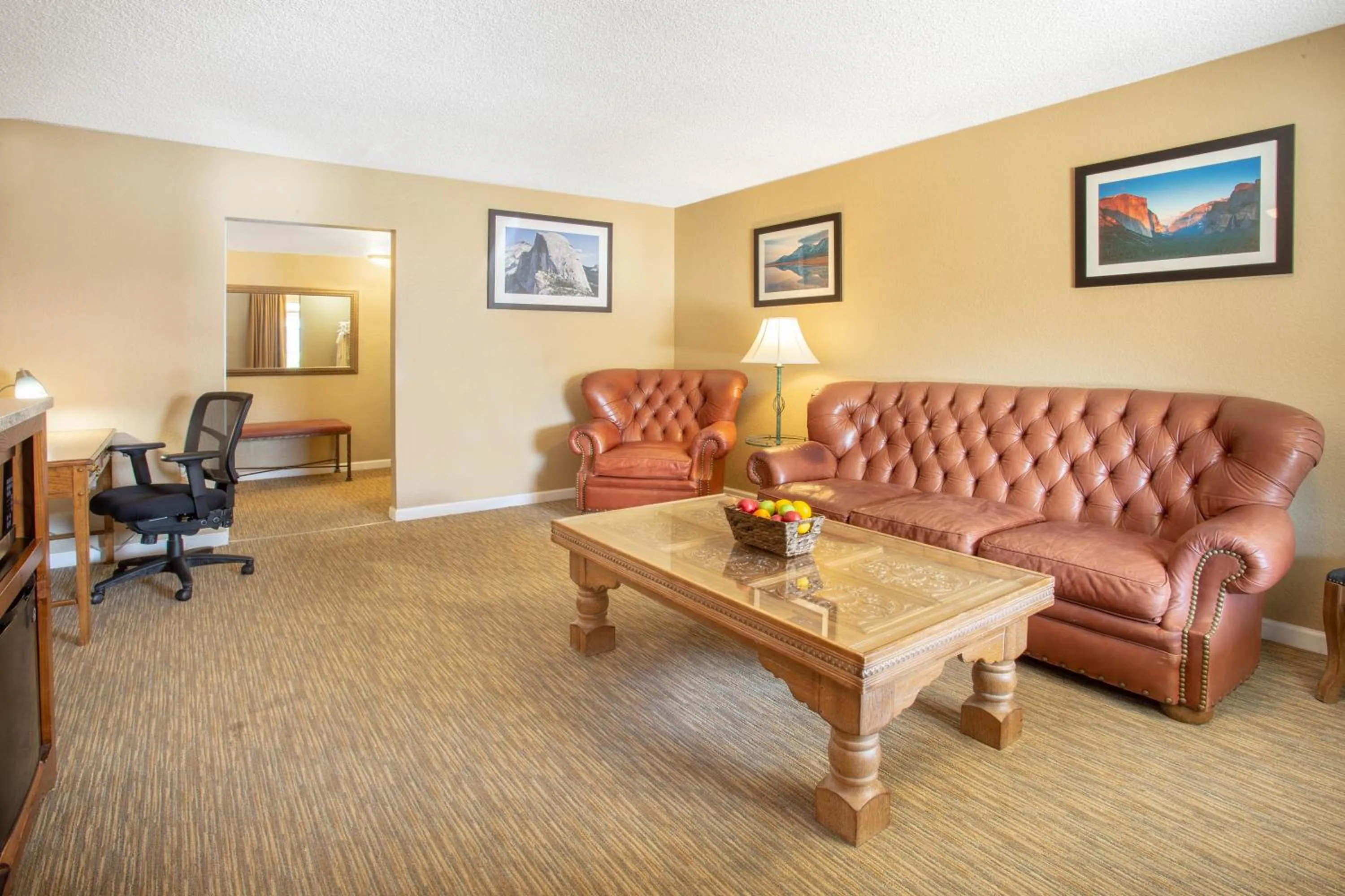 Seating area in Travelodge by Wyndham Hawthorne