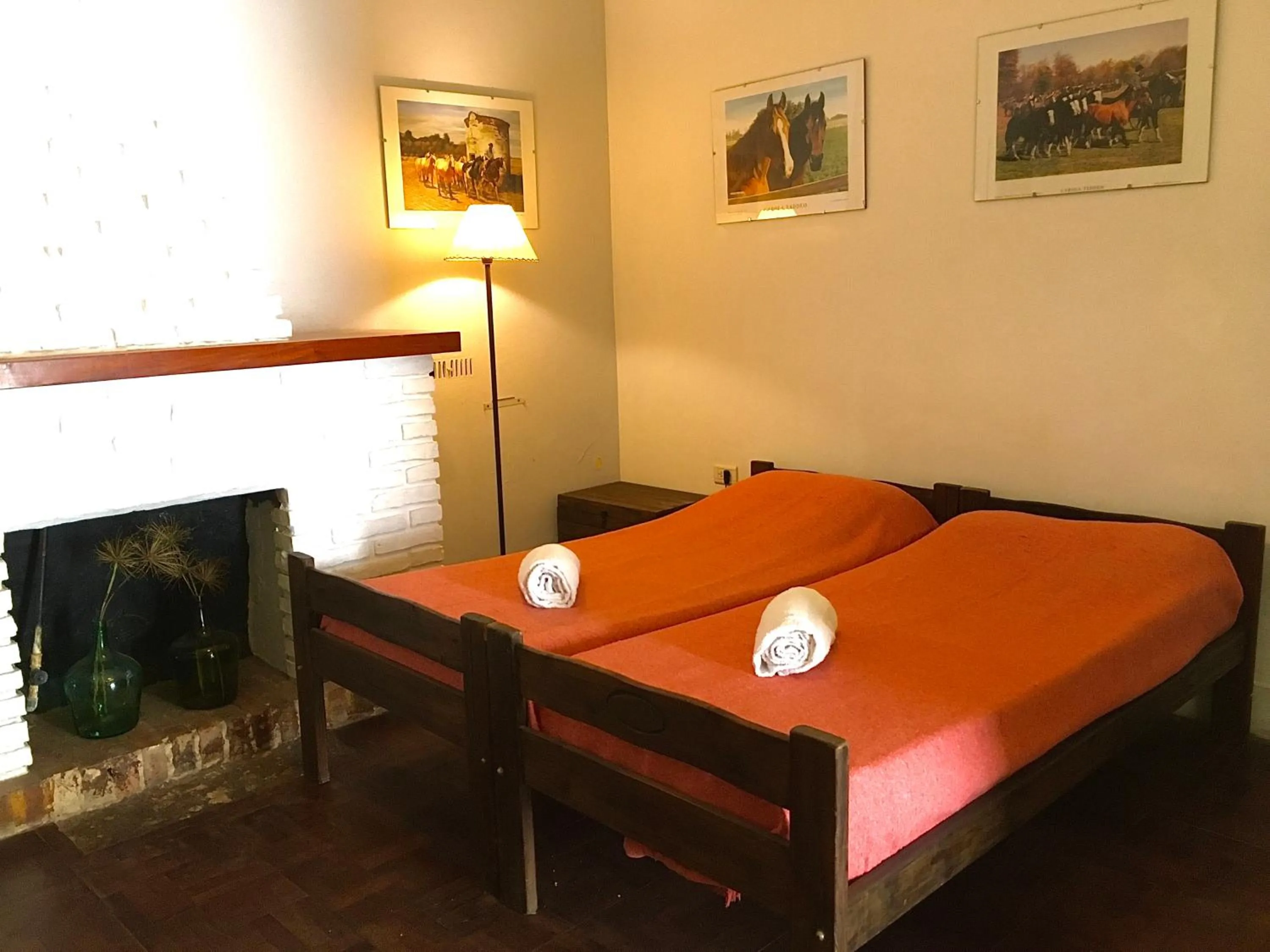 Twin Room with Private Bathroom - single occupancy in Areco Hostel