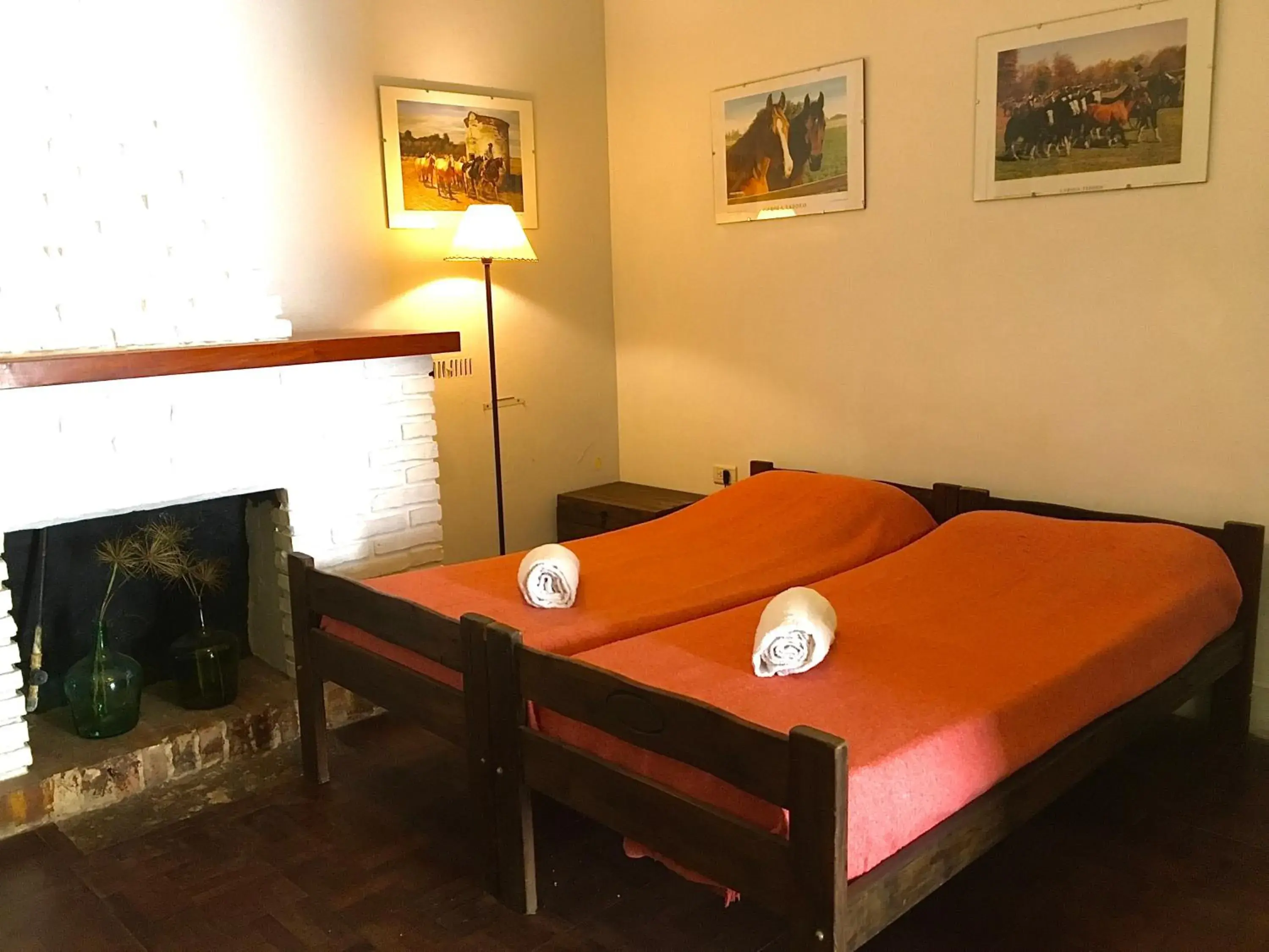 Twin Room with Private Bathroom - single occupancy in Areco Hostel Twin Room with Private Bathroom - single occupancy in Areco Hostel