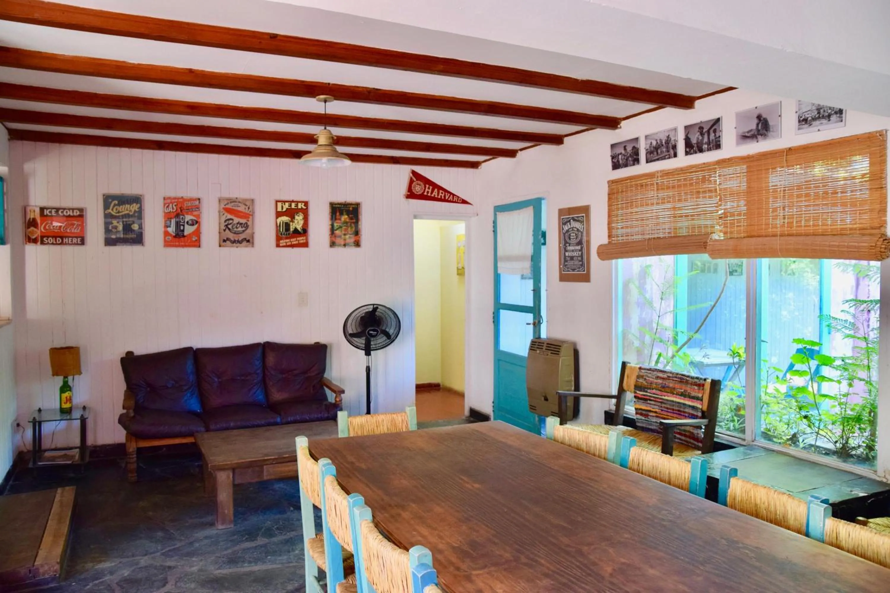 Three-Bedroom House in Areco Hostel