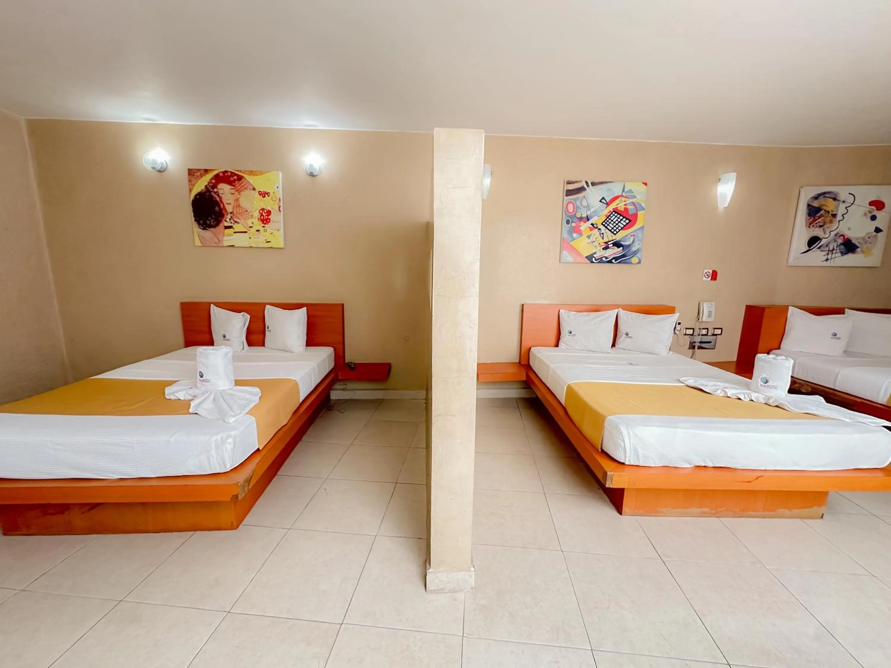 Bed in Auto Hotel Mediterráneo