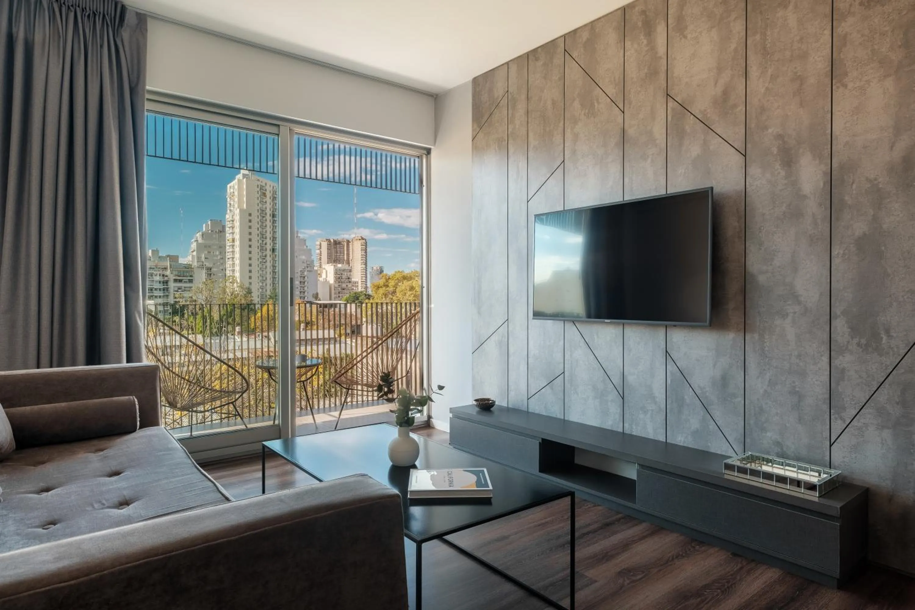 TV and multimedia in Nido at Quartier Dorrego