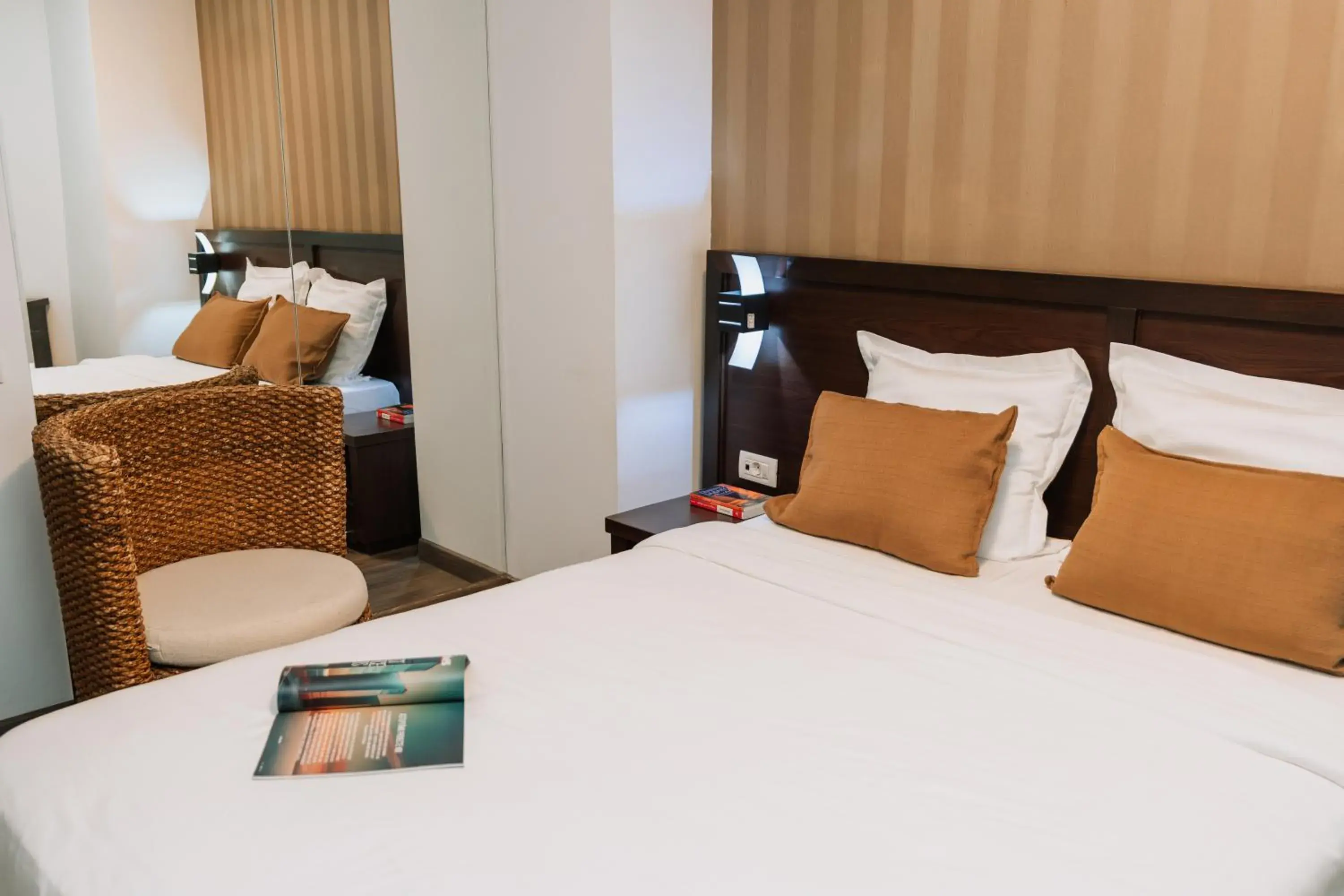 Bedroom, Bed in Hotel Duke Armeneasca City Center Bedroom, Bed in Hotel Duke Armeneasca City Center