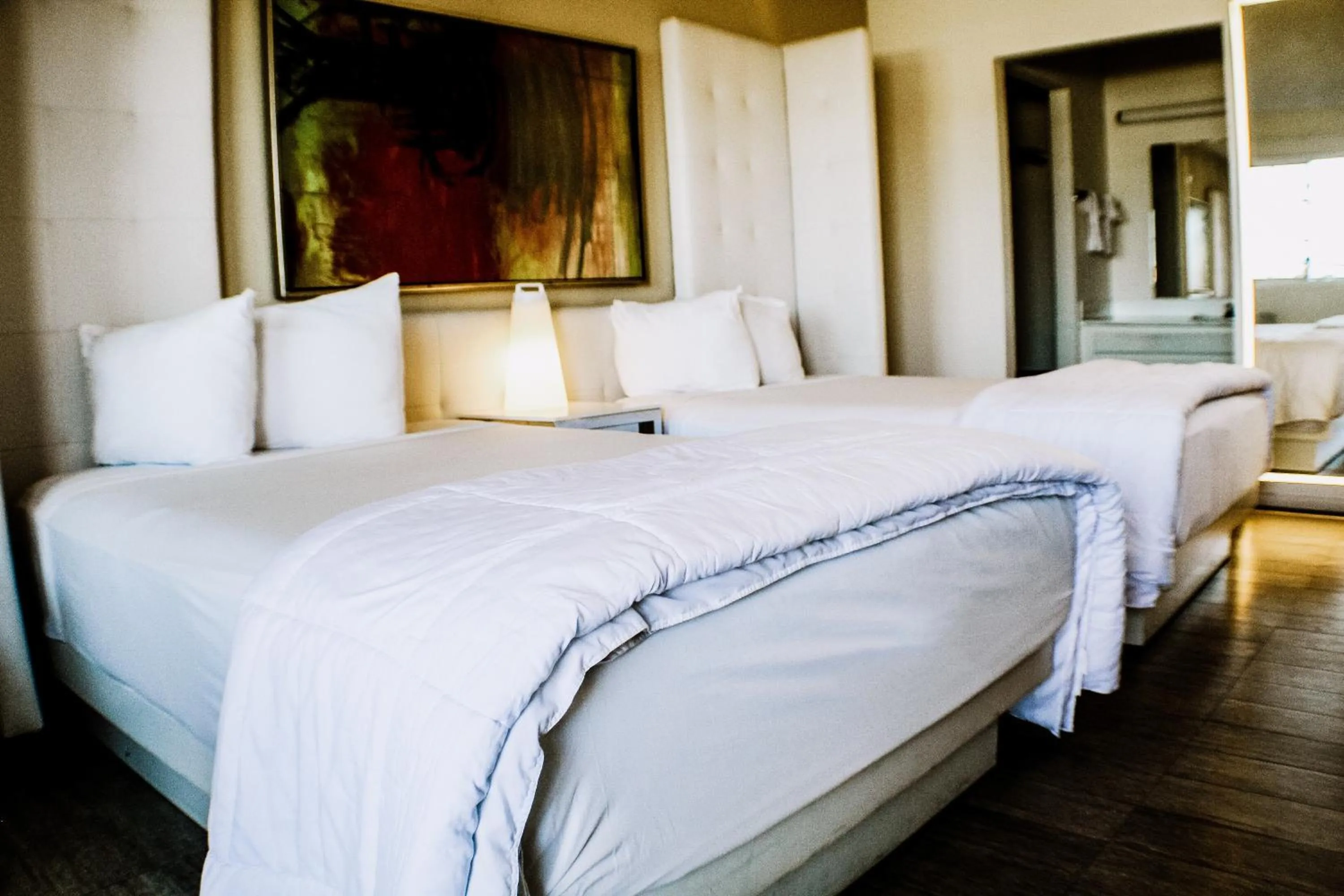 Devonshire Inn Motel