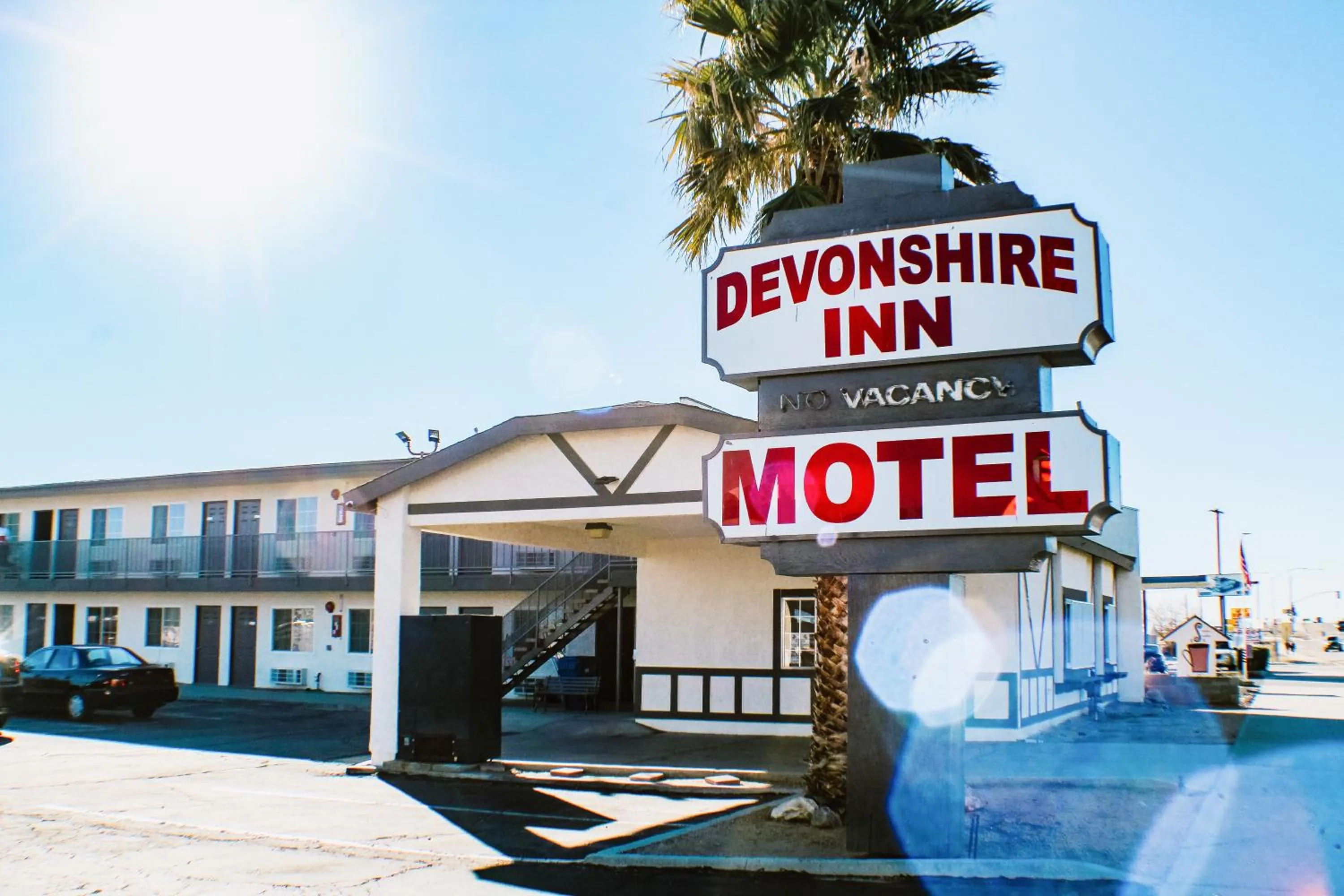 Devonshire Inn Motel