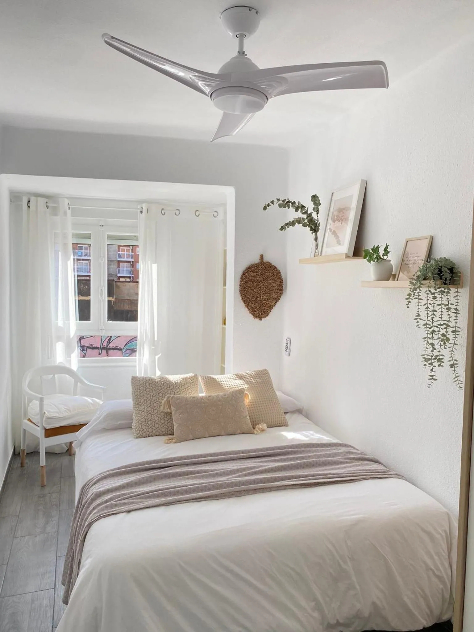 Bed in Beach Malvarrosa, Cabañal, Wifi free. Ca' Micaela.